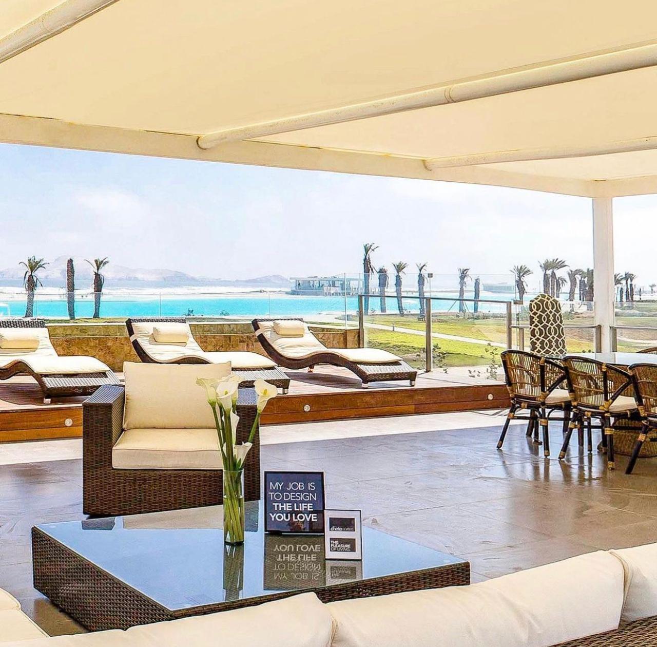 En venta Exclusiva Residencia en Condominio de Playa La Jolla - Asia.