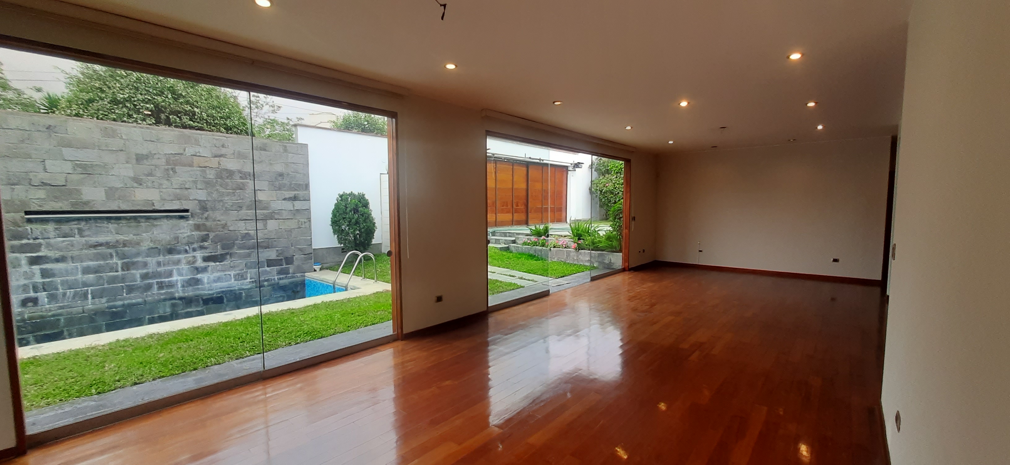 En venta Casa Rinconada del lago La Molina