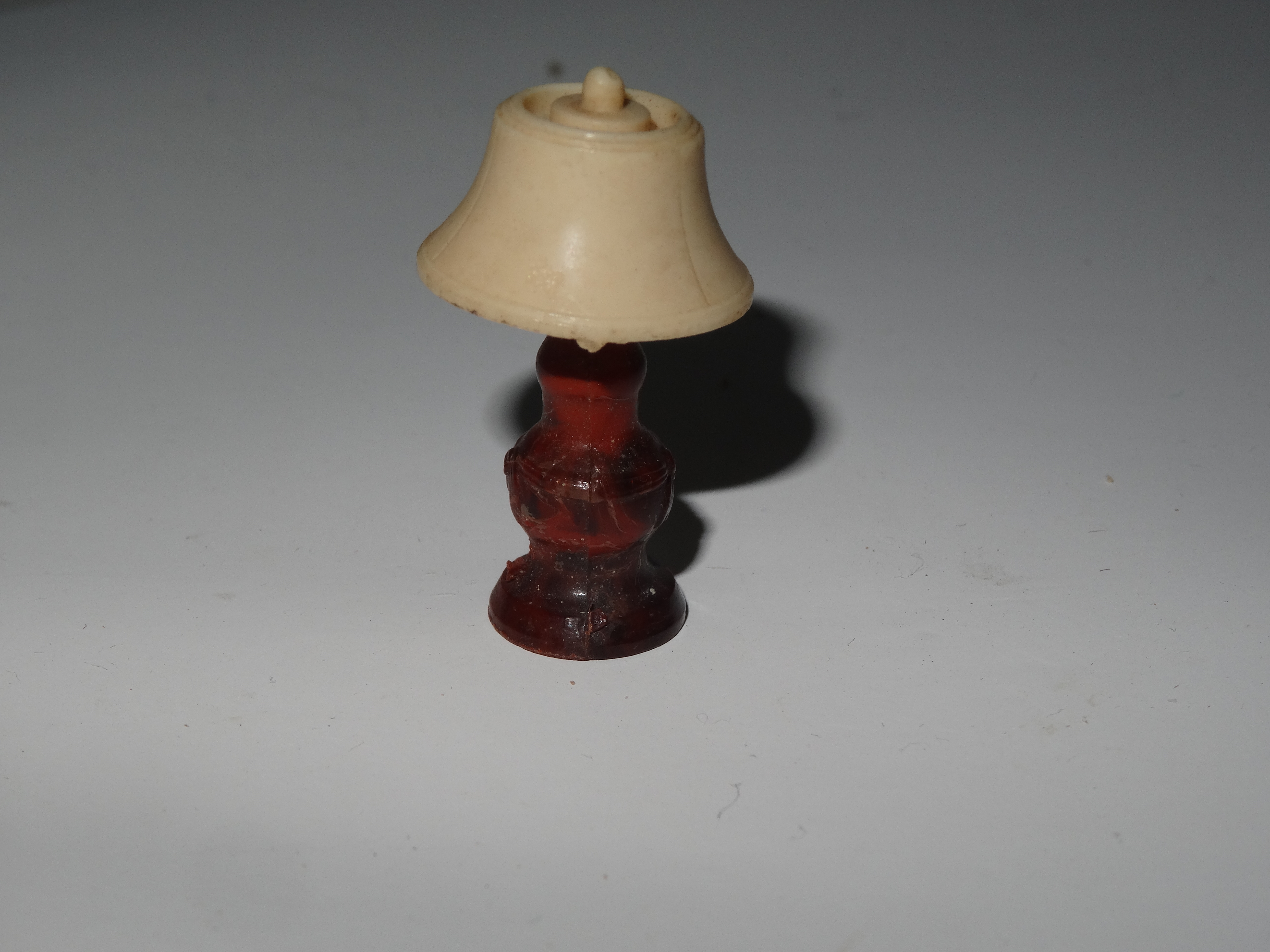Small table lamp