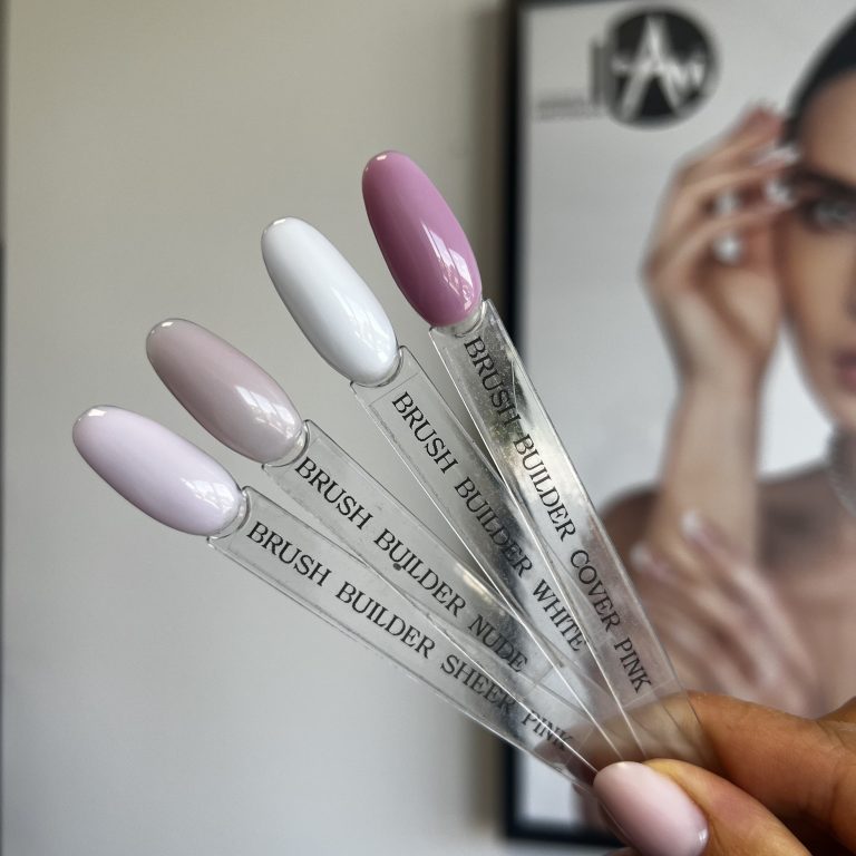 I.Am Brush Builder – gelis buteliuke, NUDE, 15ml.