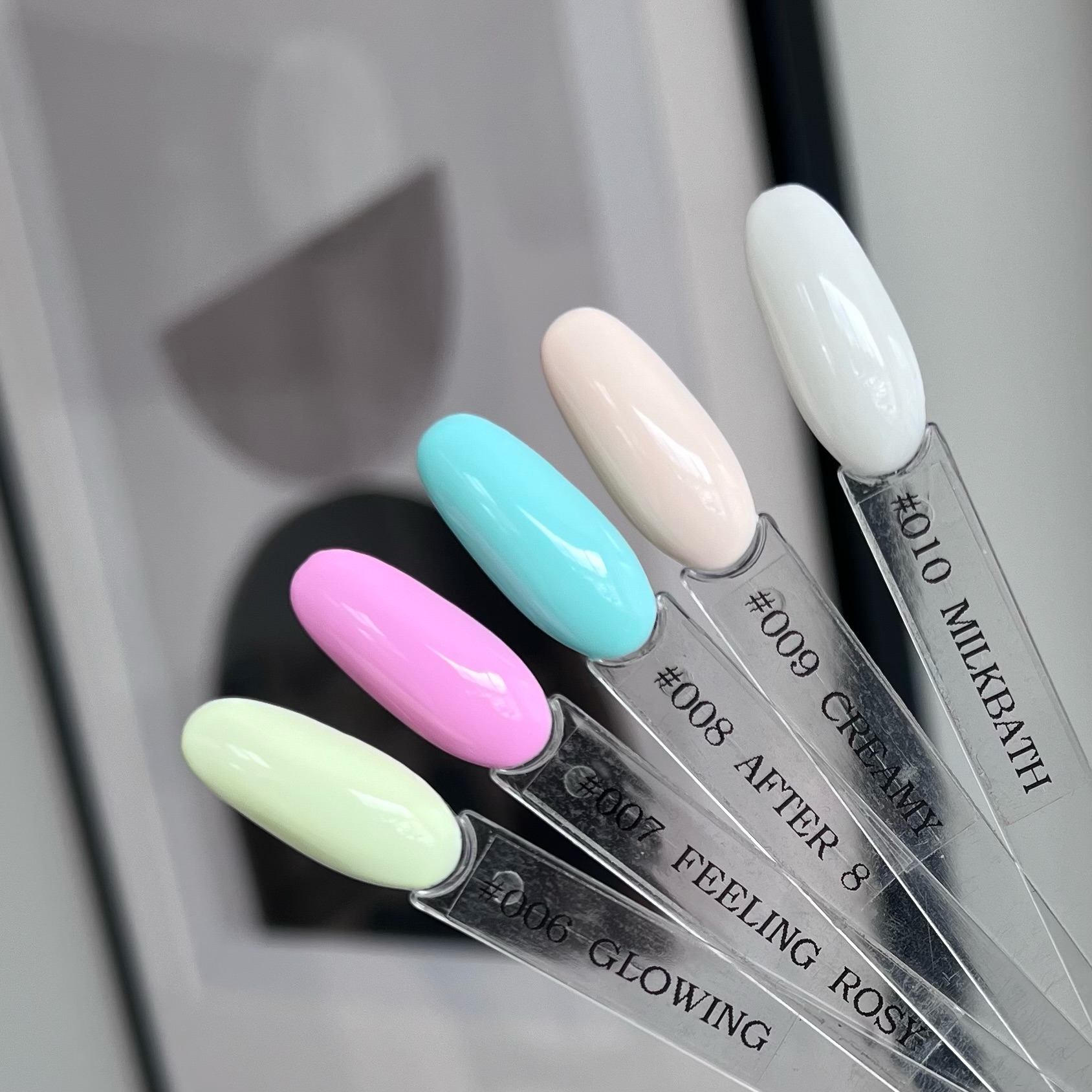 006 – Glowing, 7ml