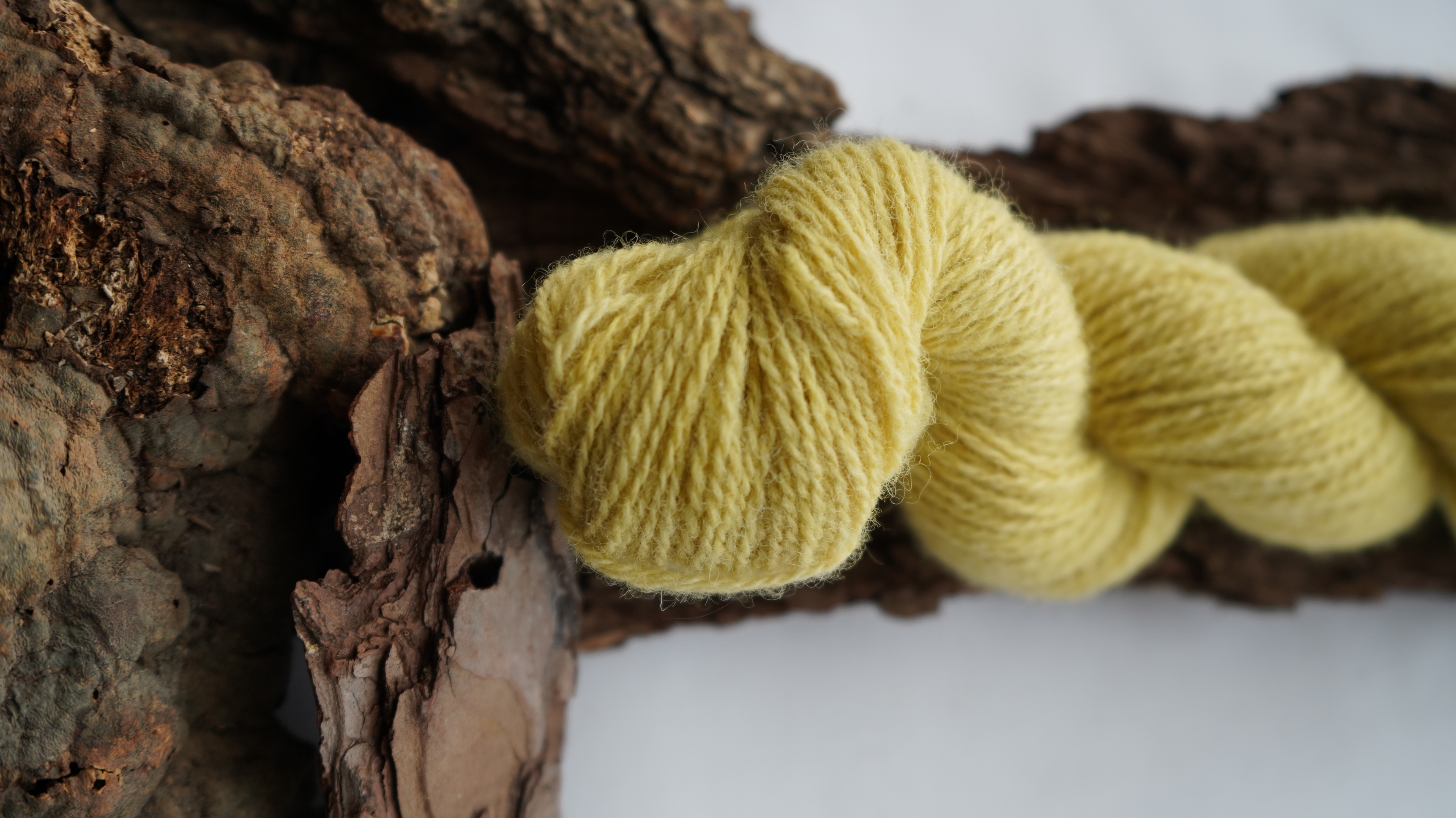 Plant dyed wool yarn "Lemon verbena", 50 g 