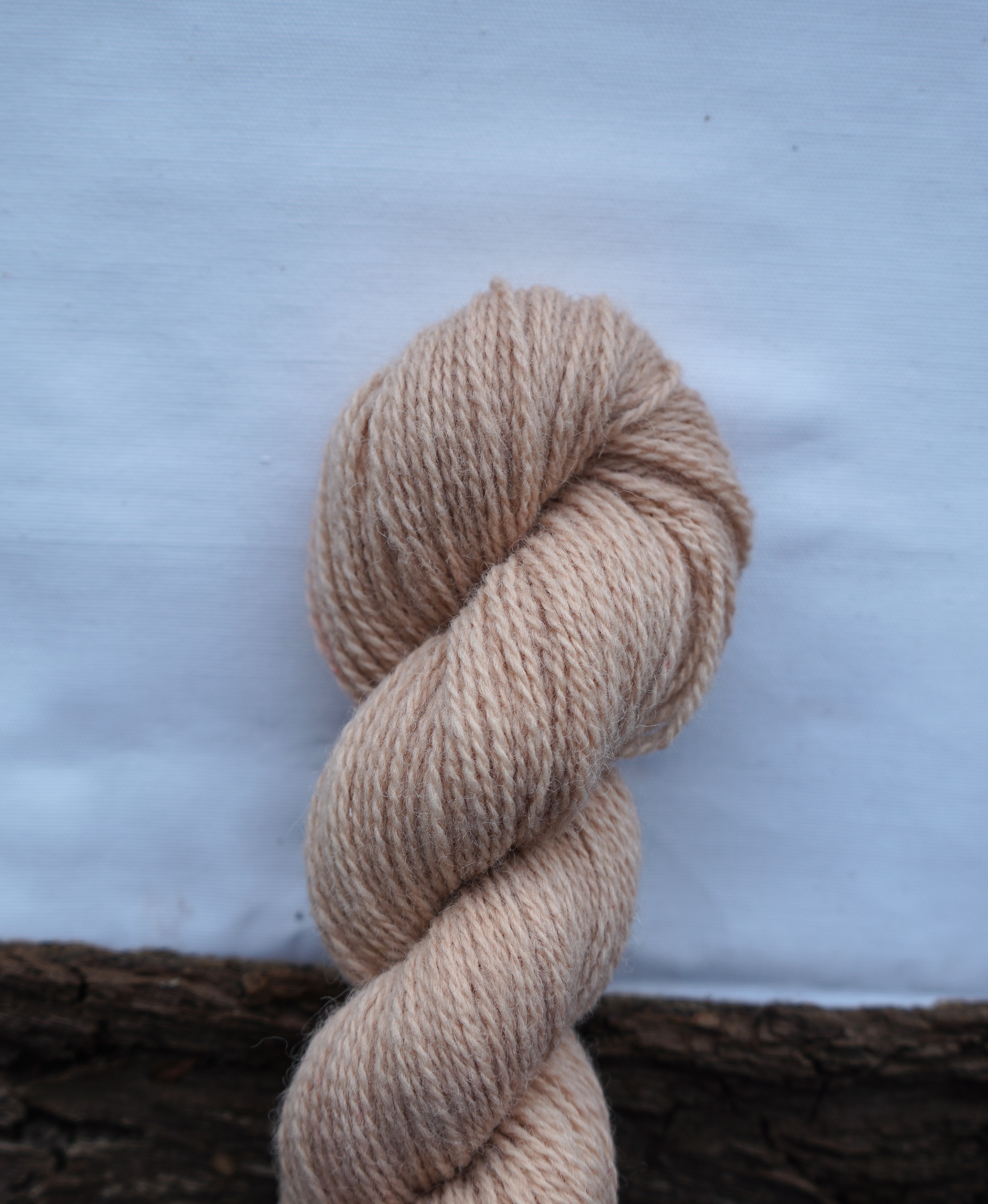 Plant dyed wool yarn "Peach dust", 50 g 