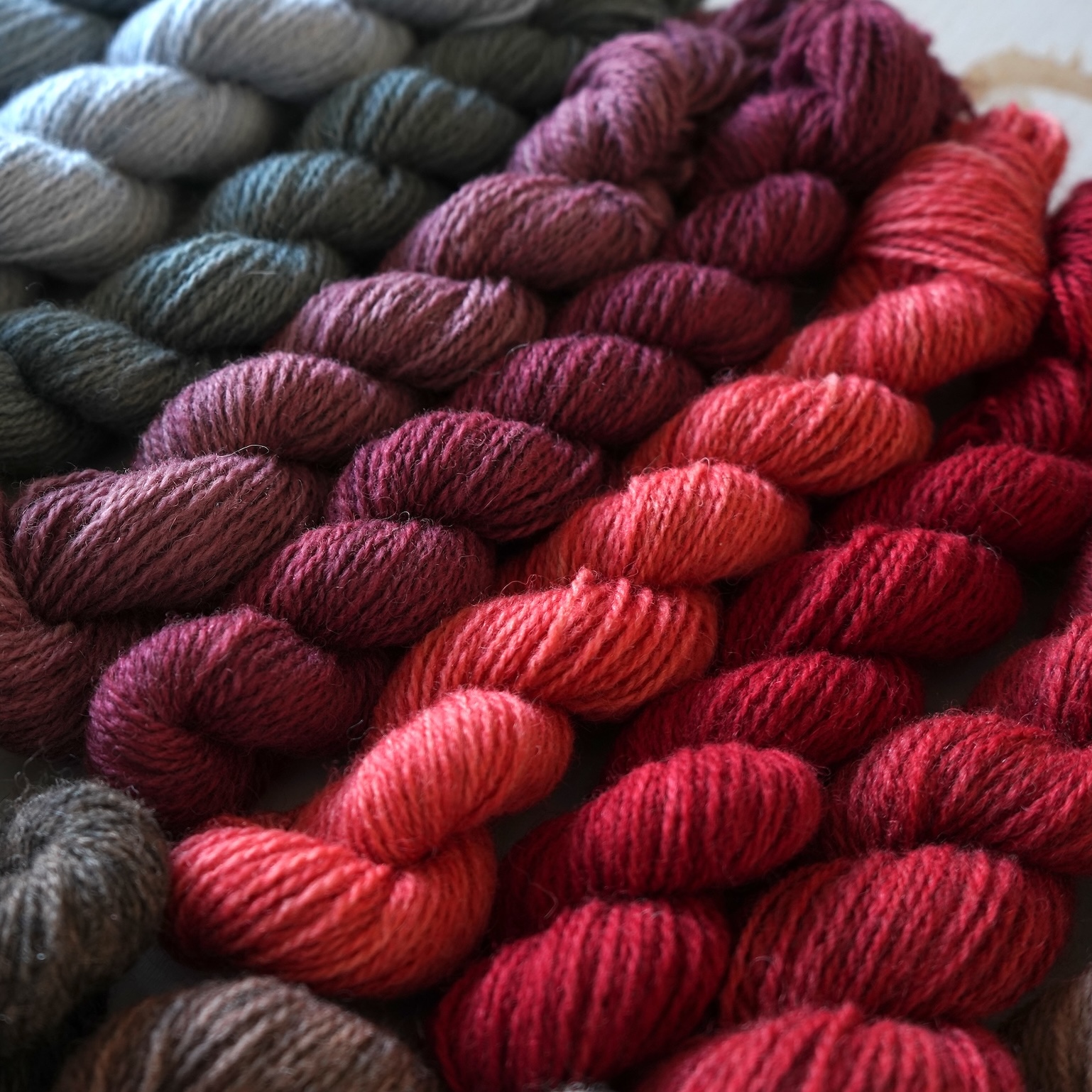 Plant dyed yarn mystery box, 10 x 20 g