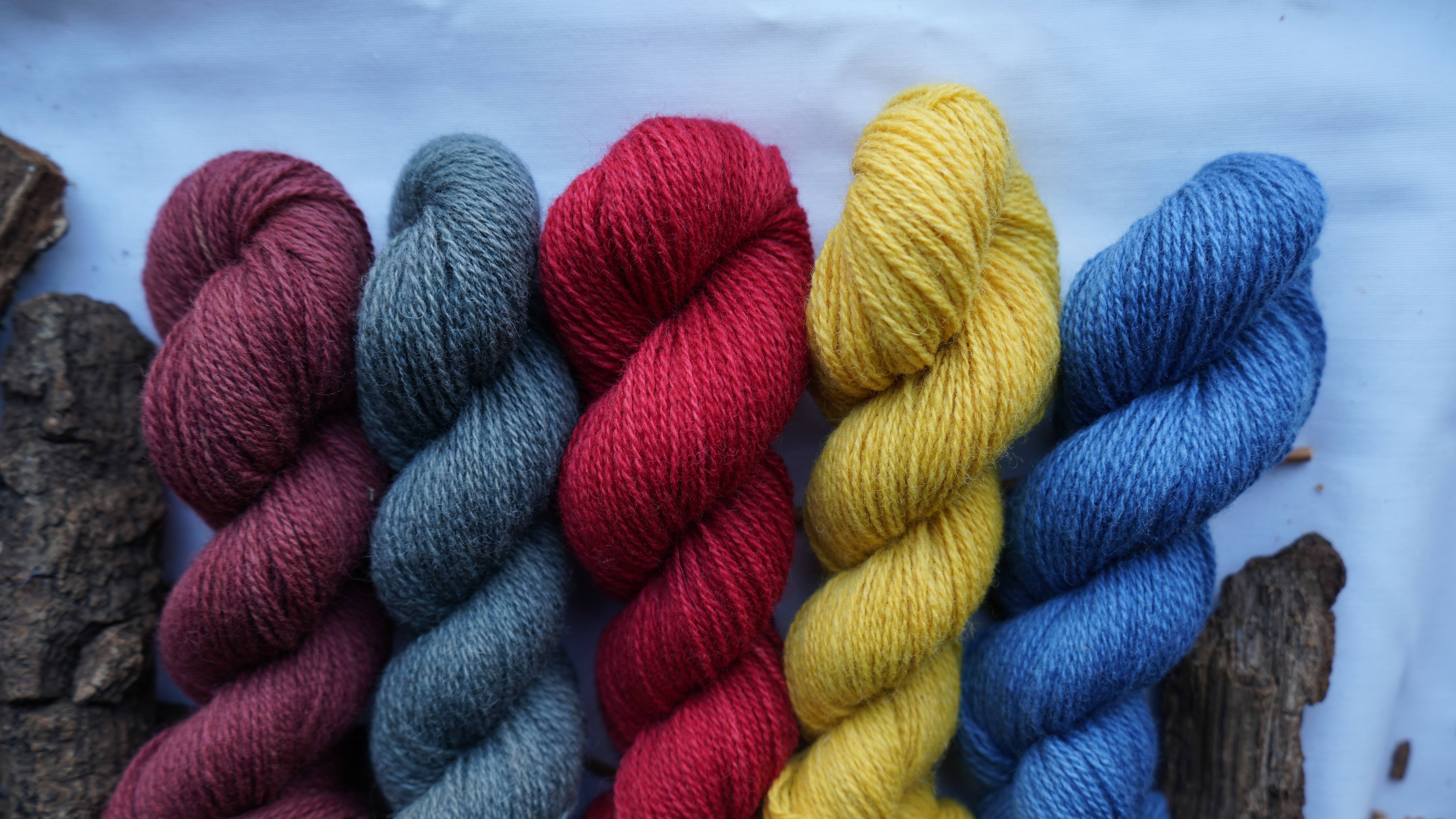 Naturally dyed wool yarn set "Bloom". 250 g