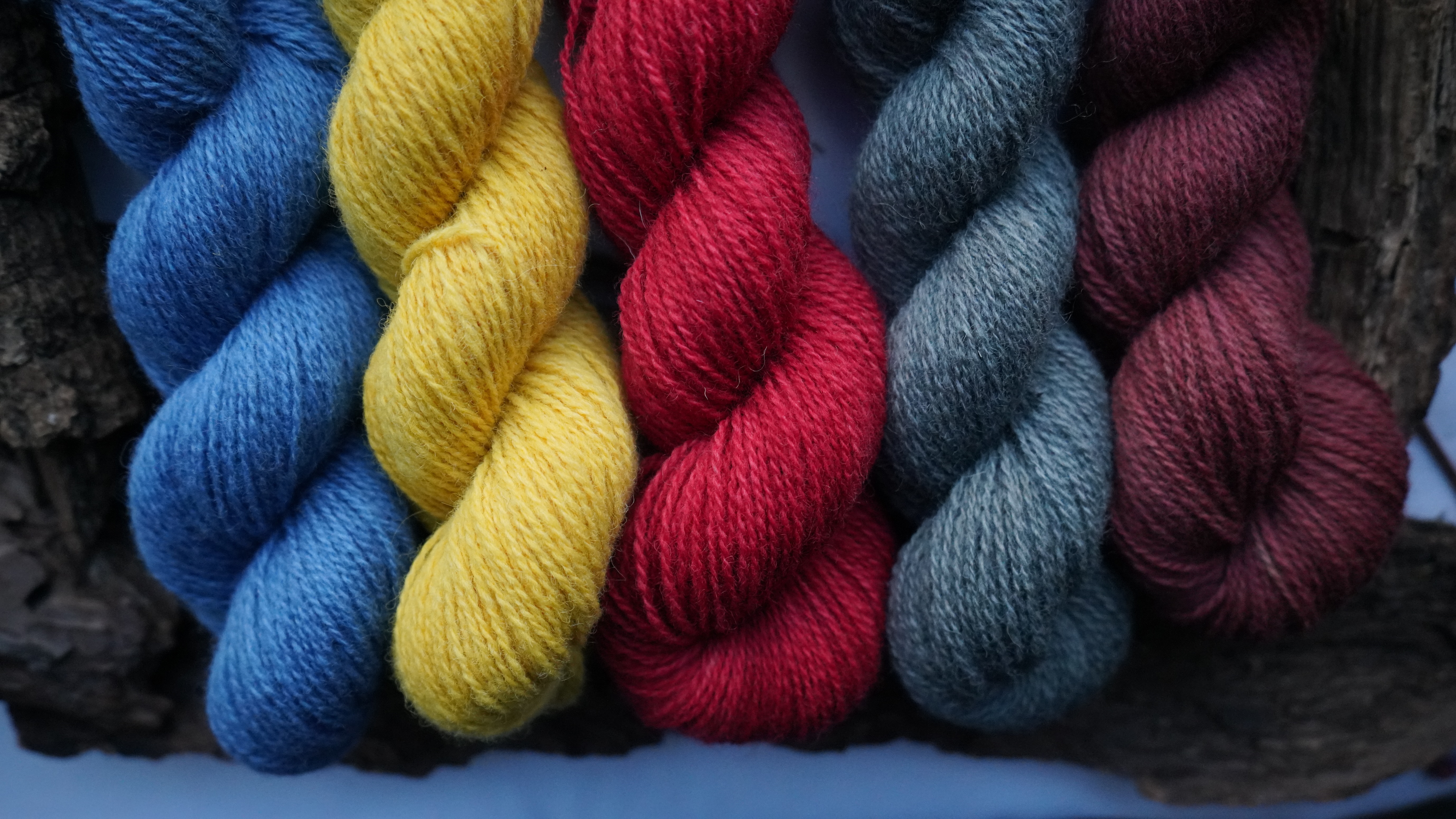 Naturally dyed wool yarn set "Bloom". 250 g