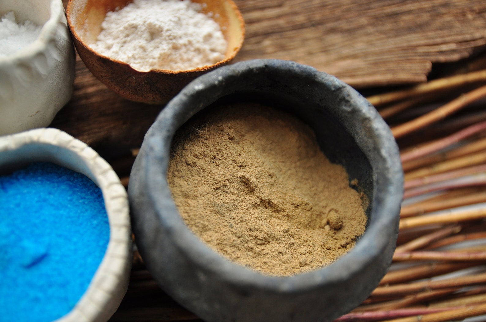 Set Of Mordants and Assistants for Natural Dyeing