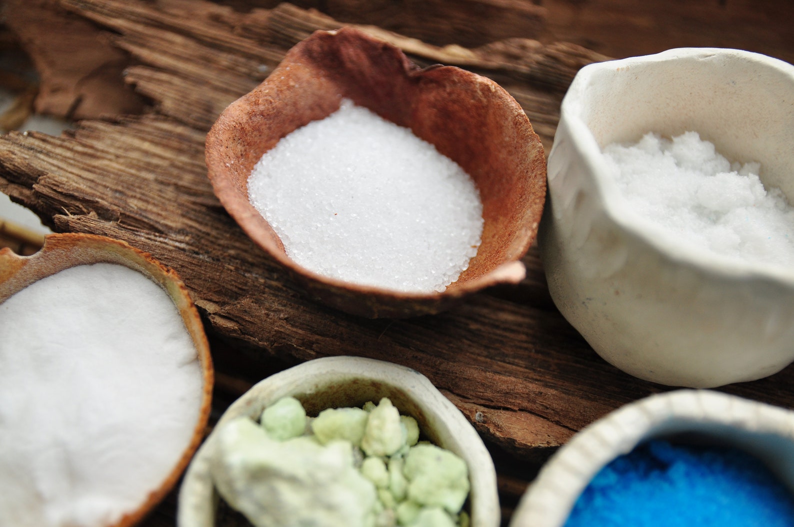 Set Of Mordants and Assistants for Natural Dyeing