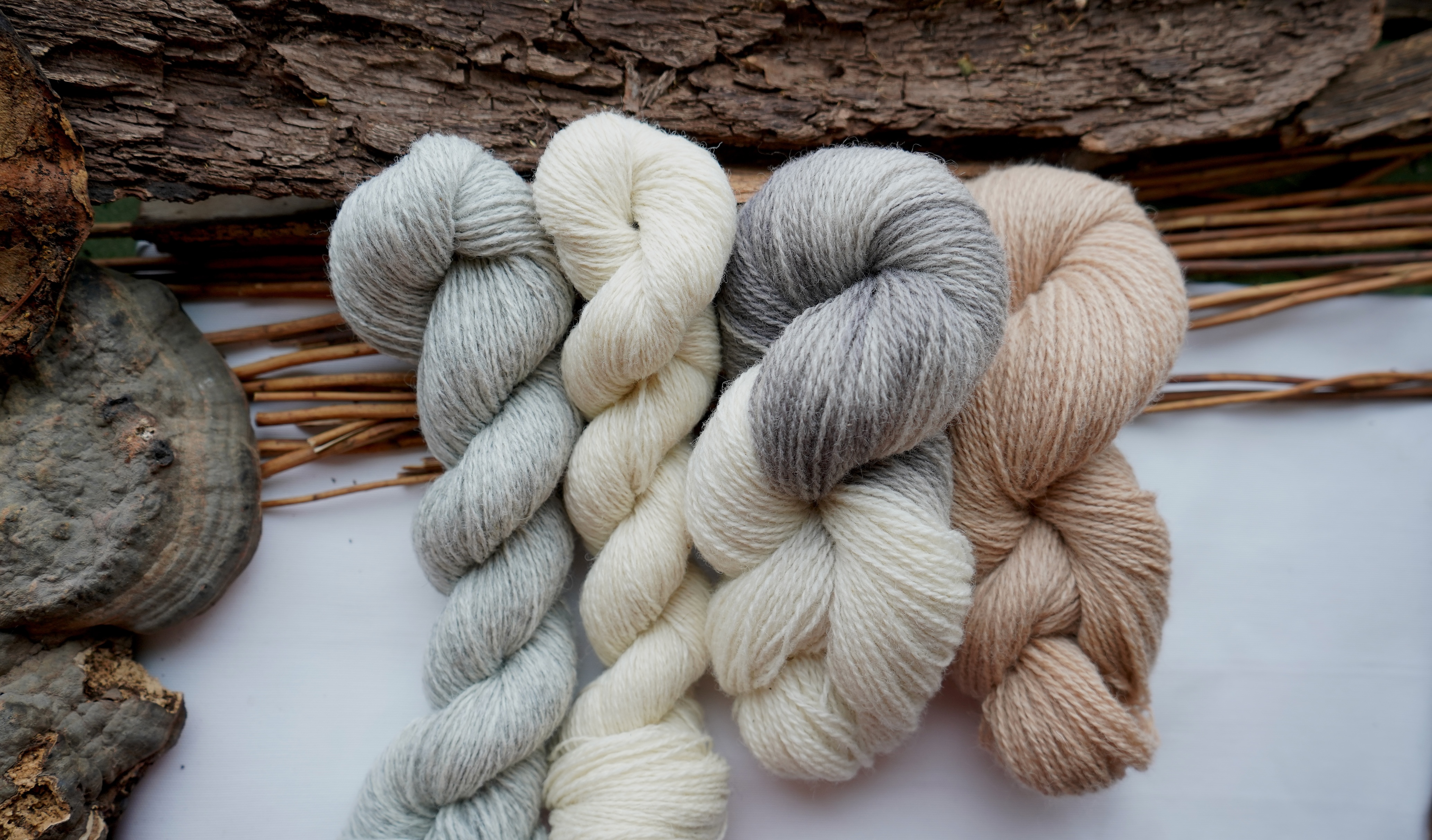 Naturally dyed wool yarn set "Meringue", 200 g