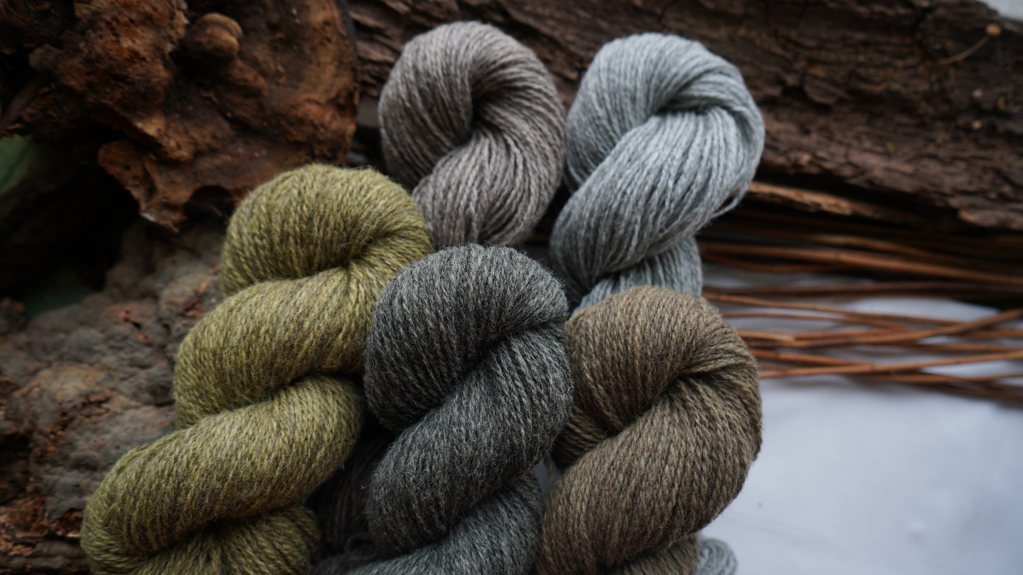 Naturally dyed wool yarn set "Foggy hill". 250 g