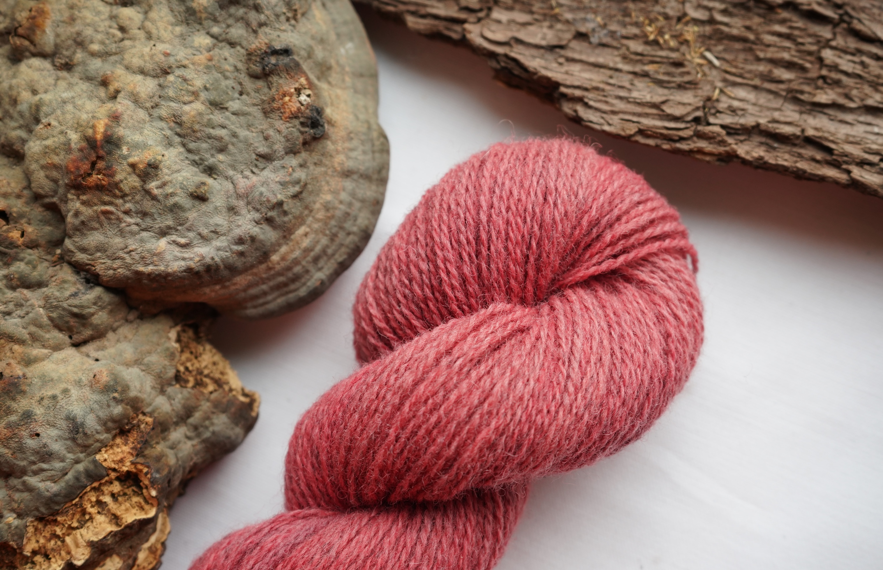 Botanically dyed wool yarn "Mineral red", 50 g
