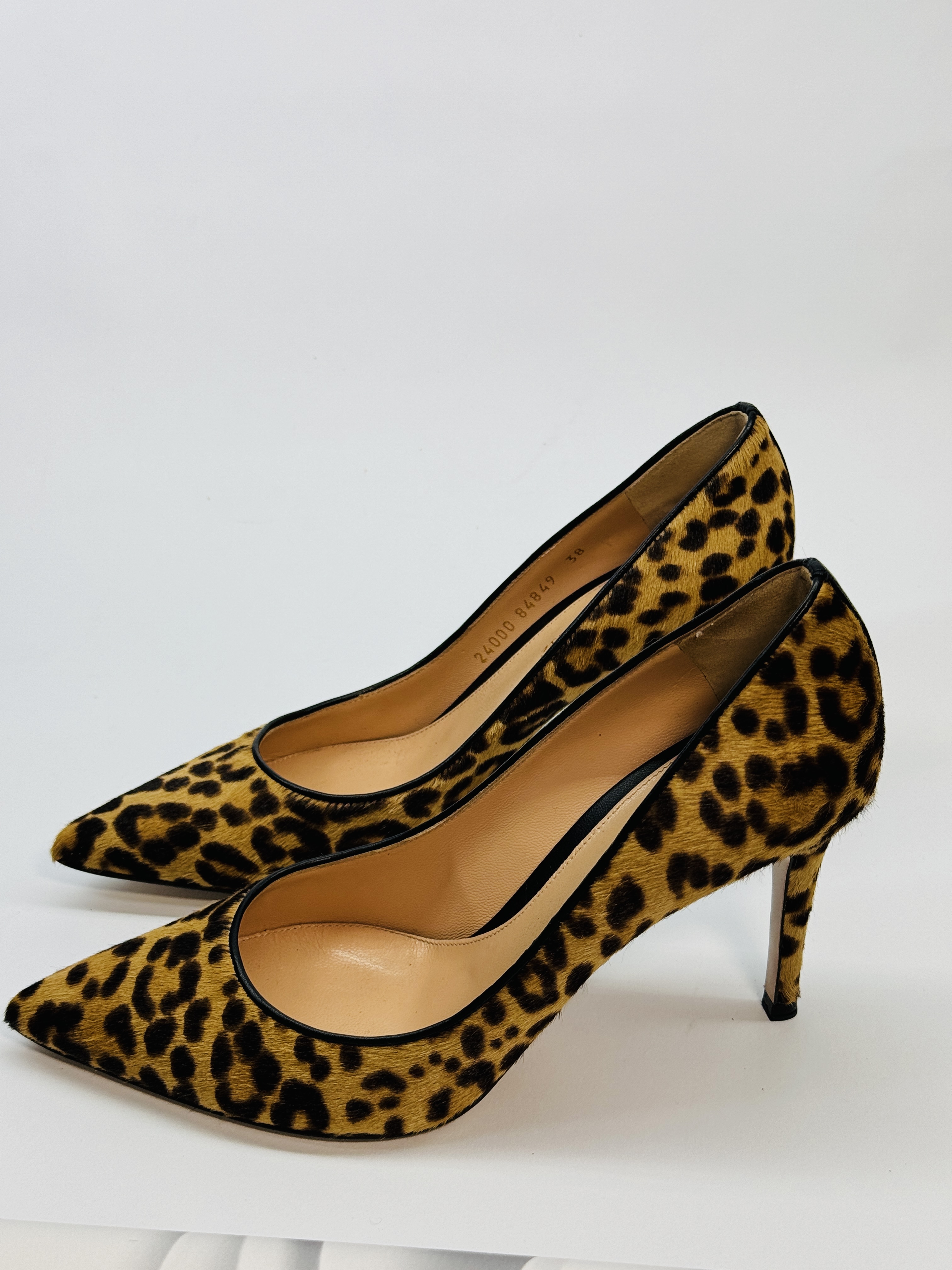 Escarpin effet leopard Gianvito Rossi