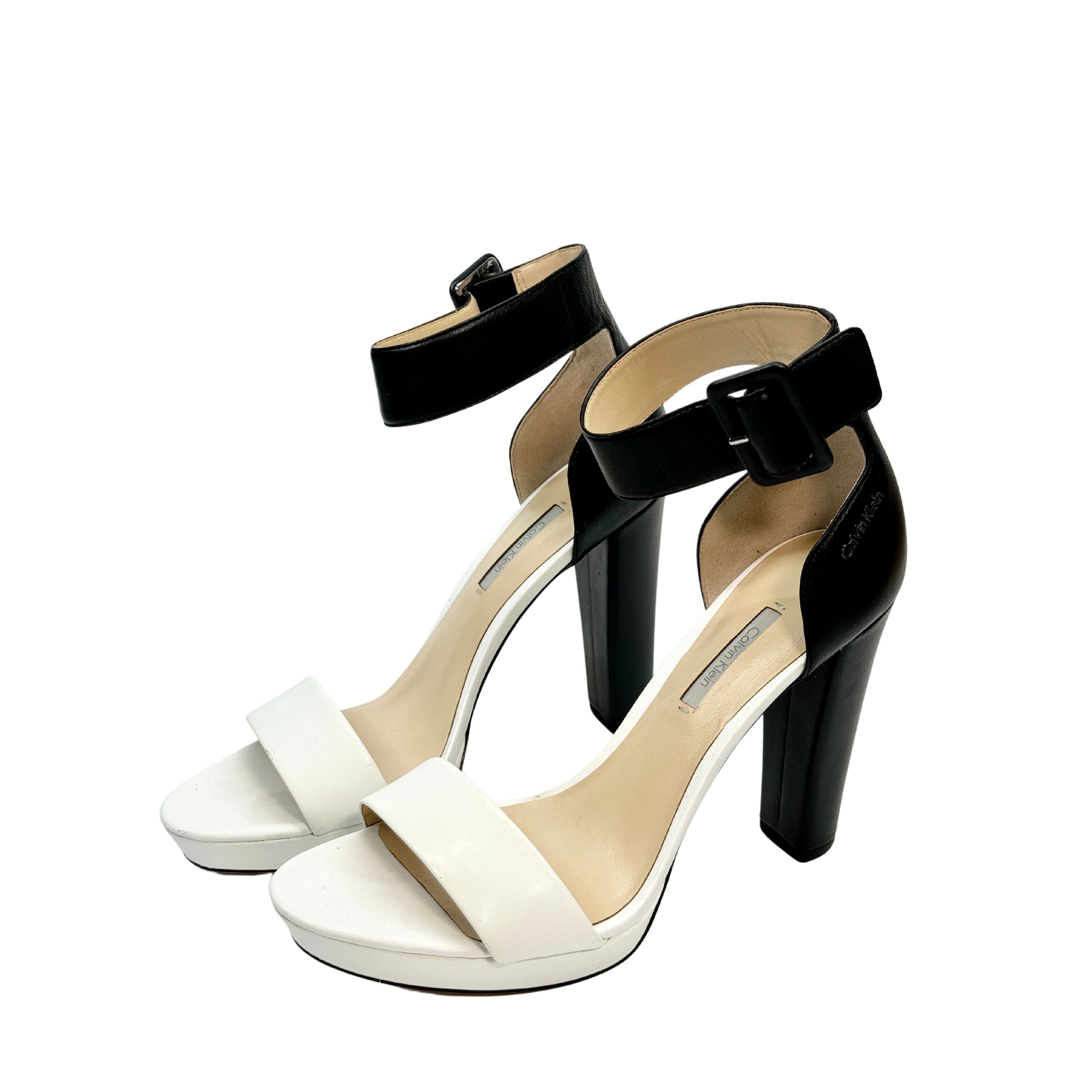 Escapins Calvin Klein cuir T 39