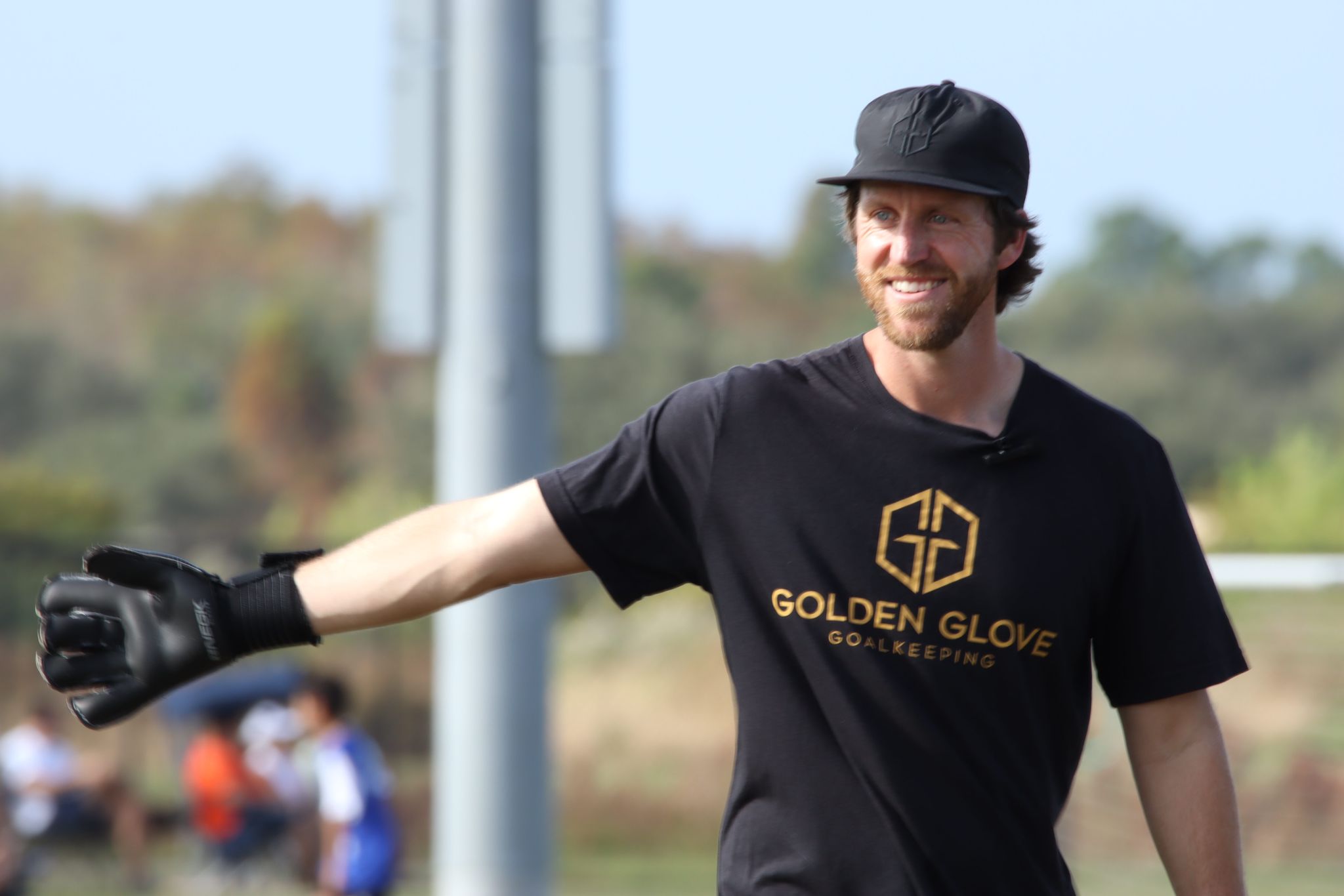 Flat-Back Golden Glove Hat 