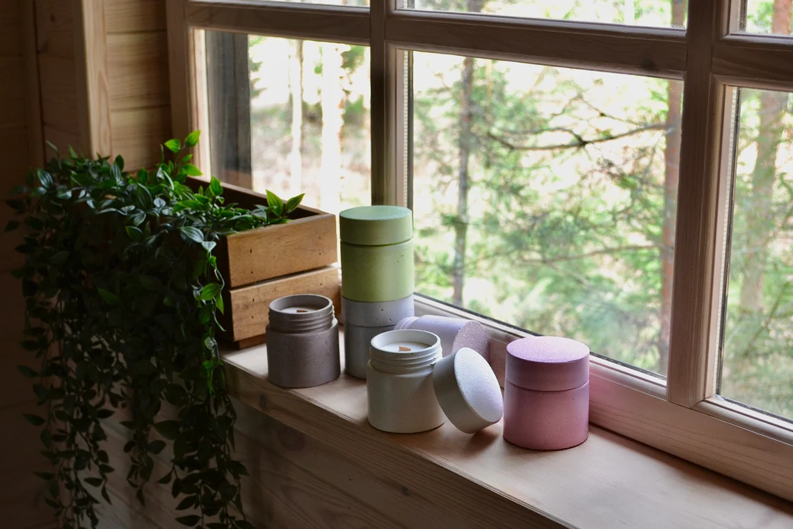 Betoninė sojų vaško žvakė su dangteliu JAR