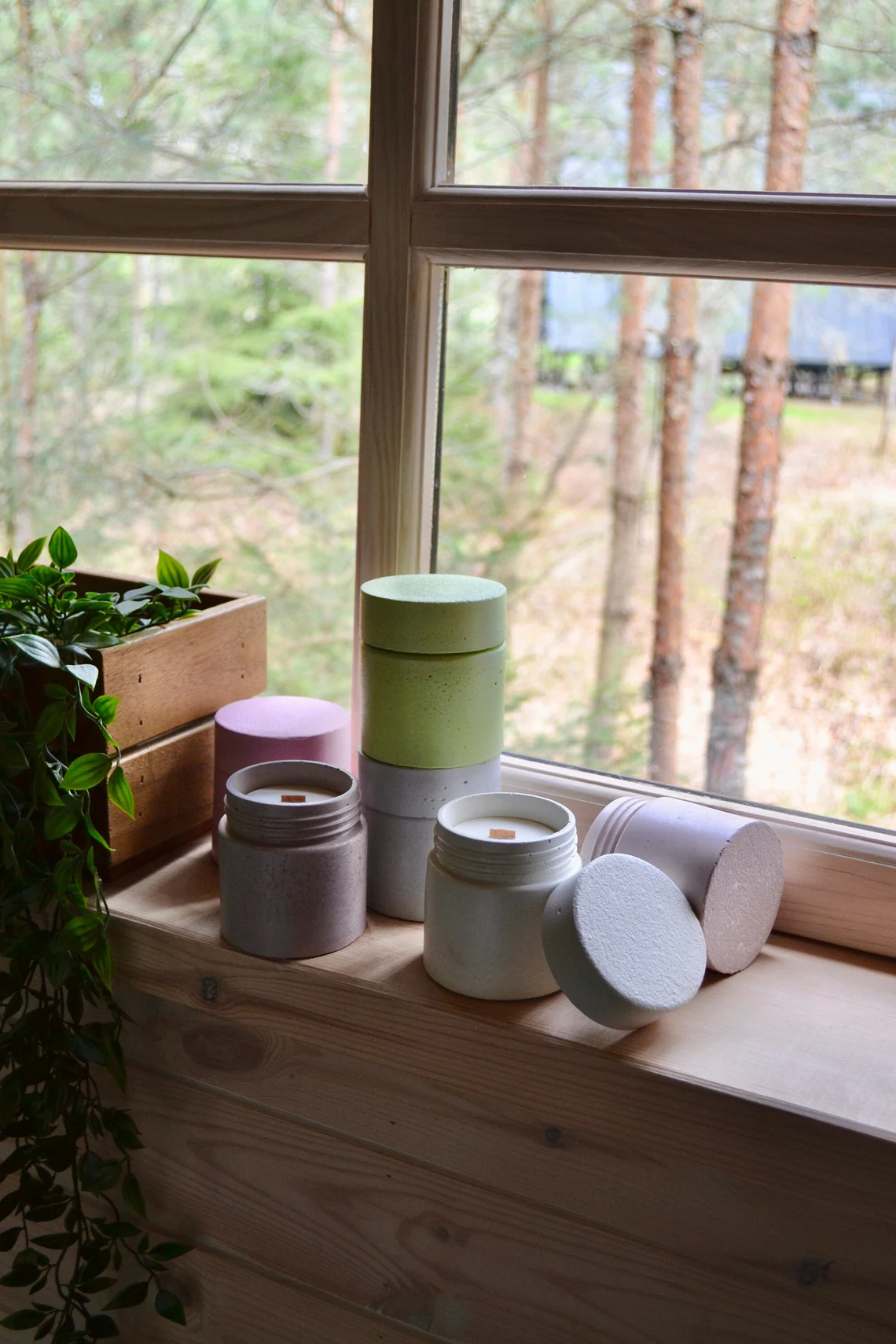 Betoninė sojų vaško žvakė su dangteliu JAR