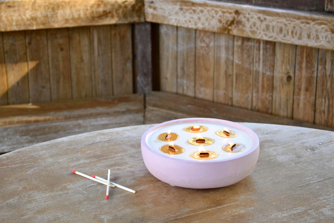 Didelė žvakė betono dubenyje/ xxl