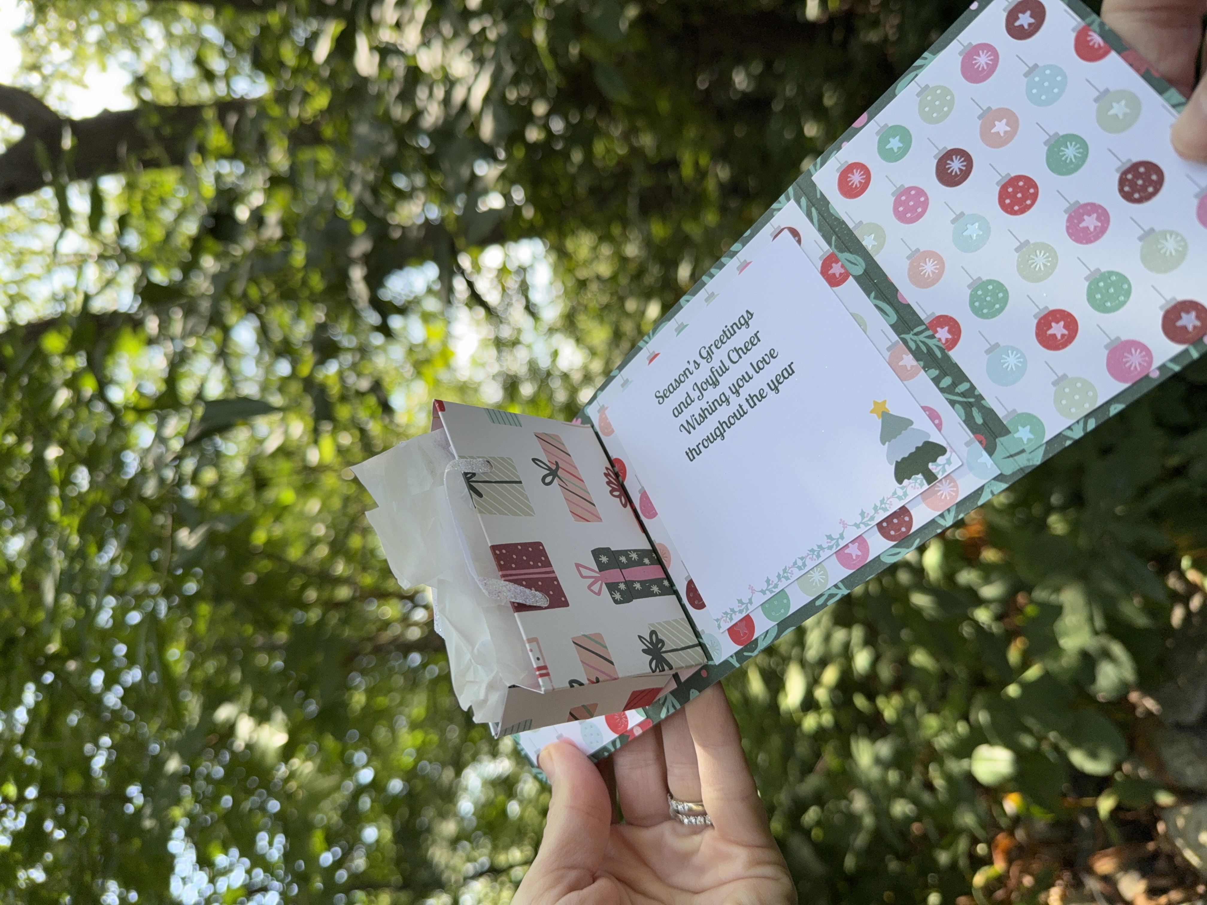 Handmade Season’s Greeting Christmas Tree Gift Card Holder with Pop-Up Gift Bag