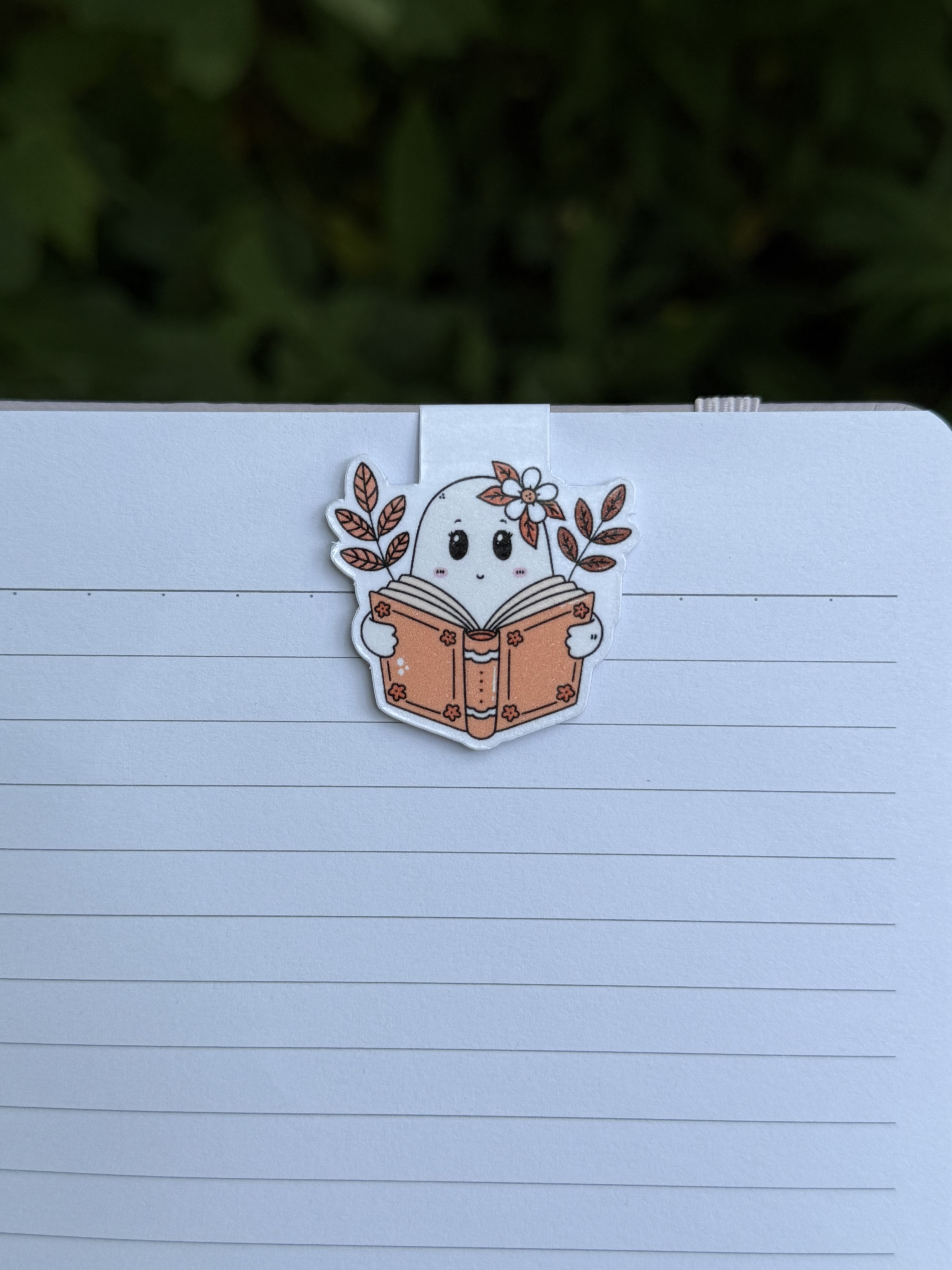Ghost Mini-Marks™ Magnetic Bookmark Set of 3 – Cute Spooky Fall Bookish Accessories