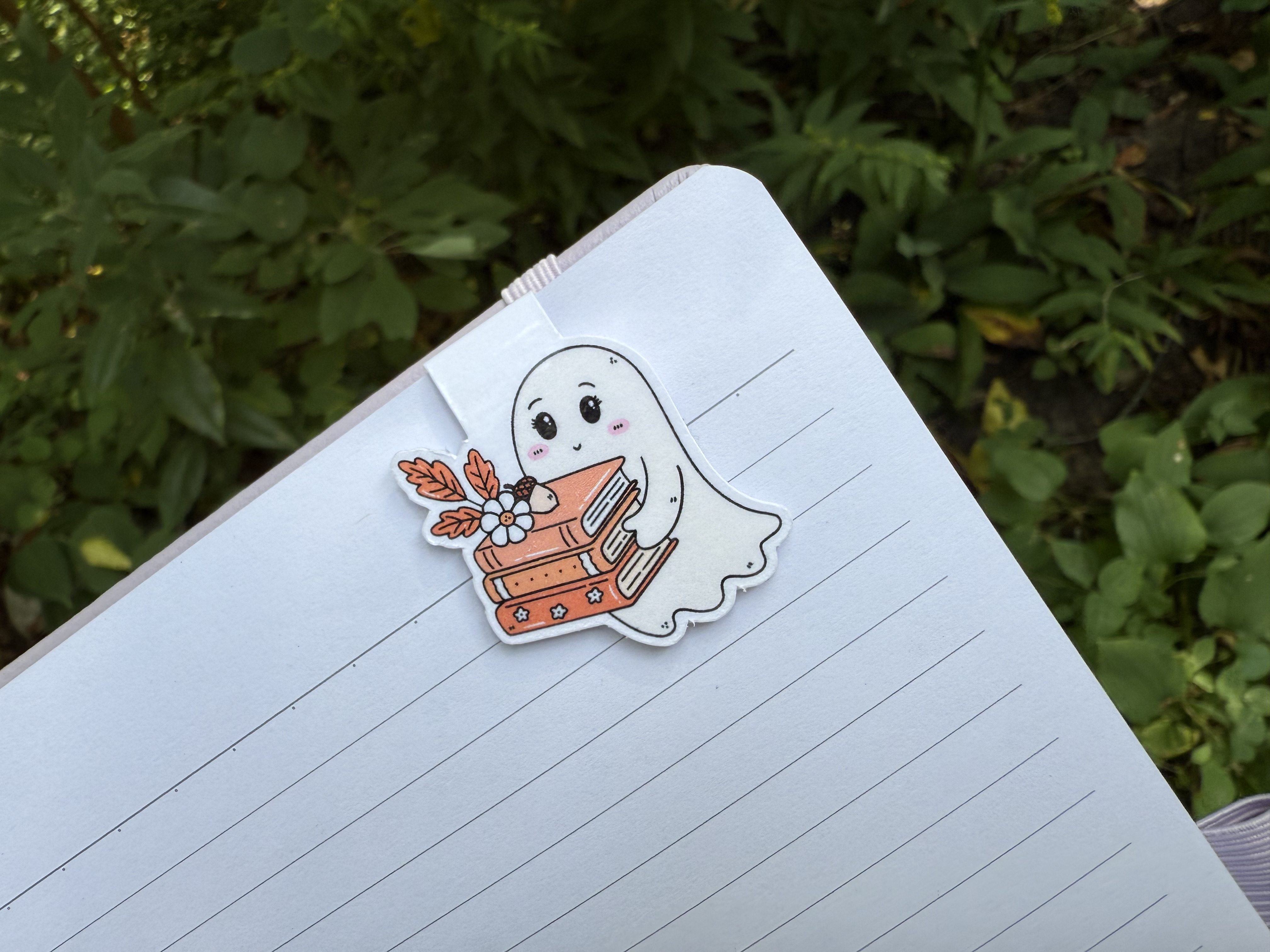 Ghost Mini-Marks™ Magnetic Bookmark Set of 3 – Cute Spooky Fall Bookish Accessories