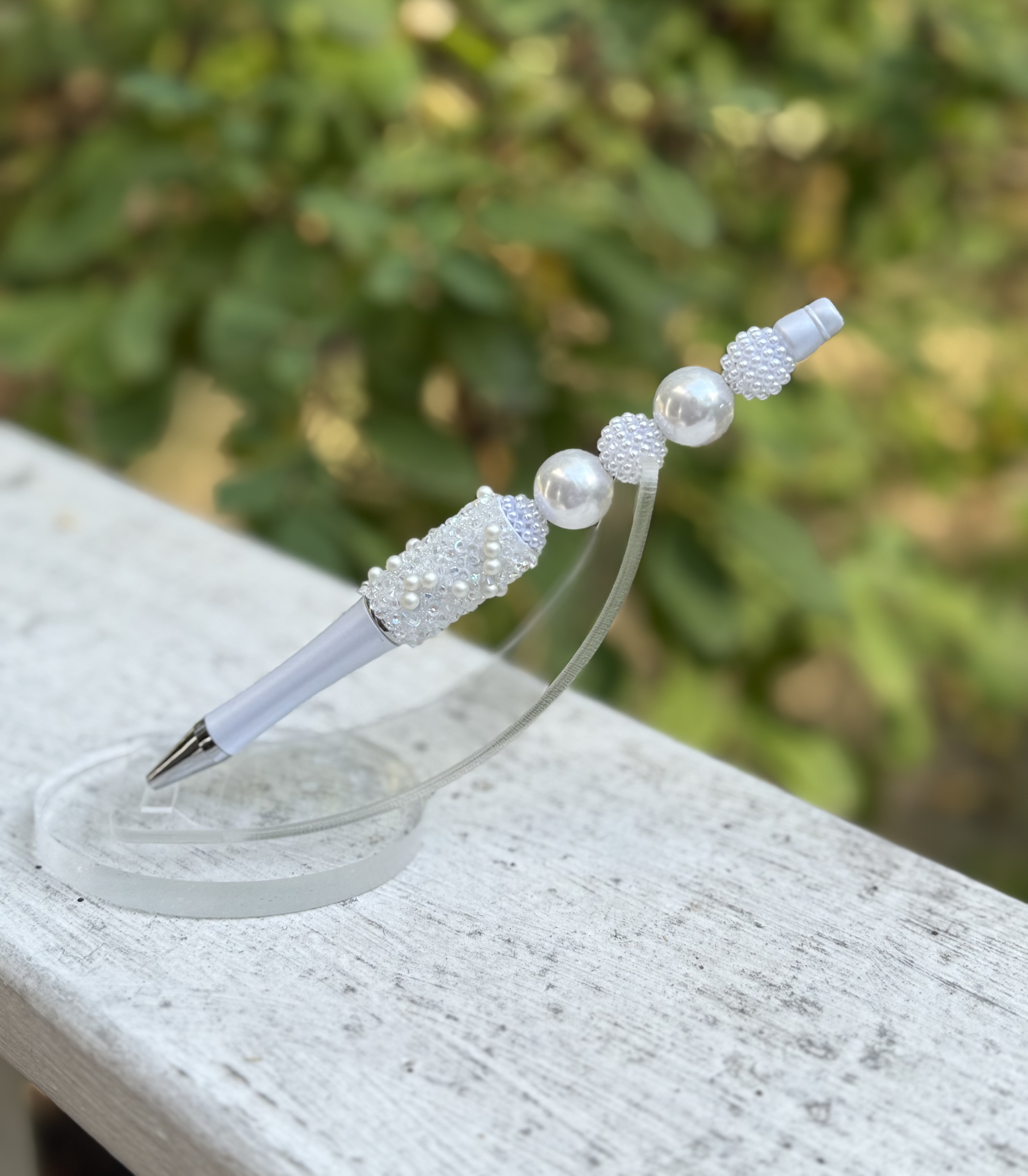 Elegant White Pearl Pen for Winter, Weddings, or Bridal Shower Gifts