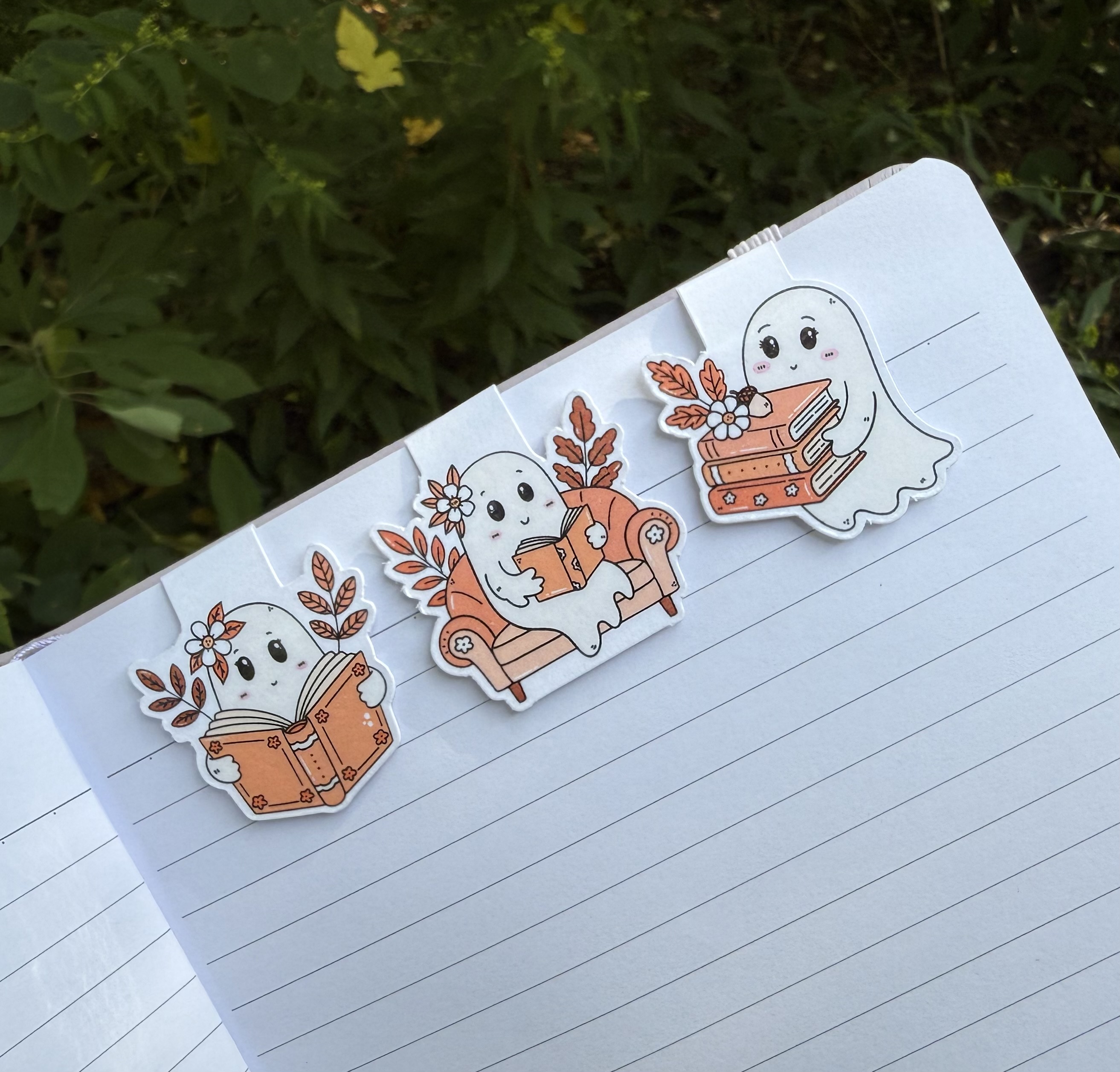 Ghost Mini-Marks™ Magnetic Bookmark Set of 3 – Cute Spooky Fall Bookish Accessories