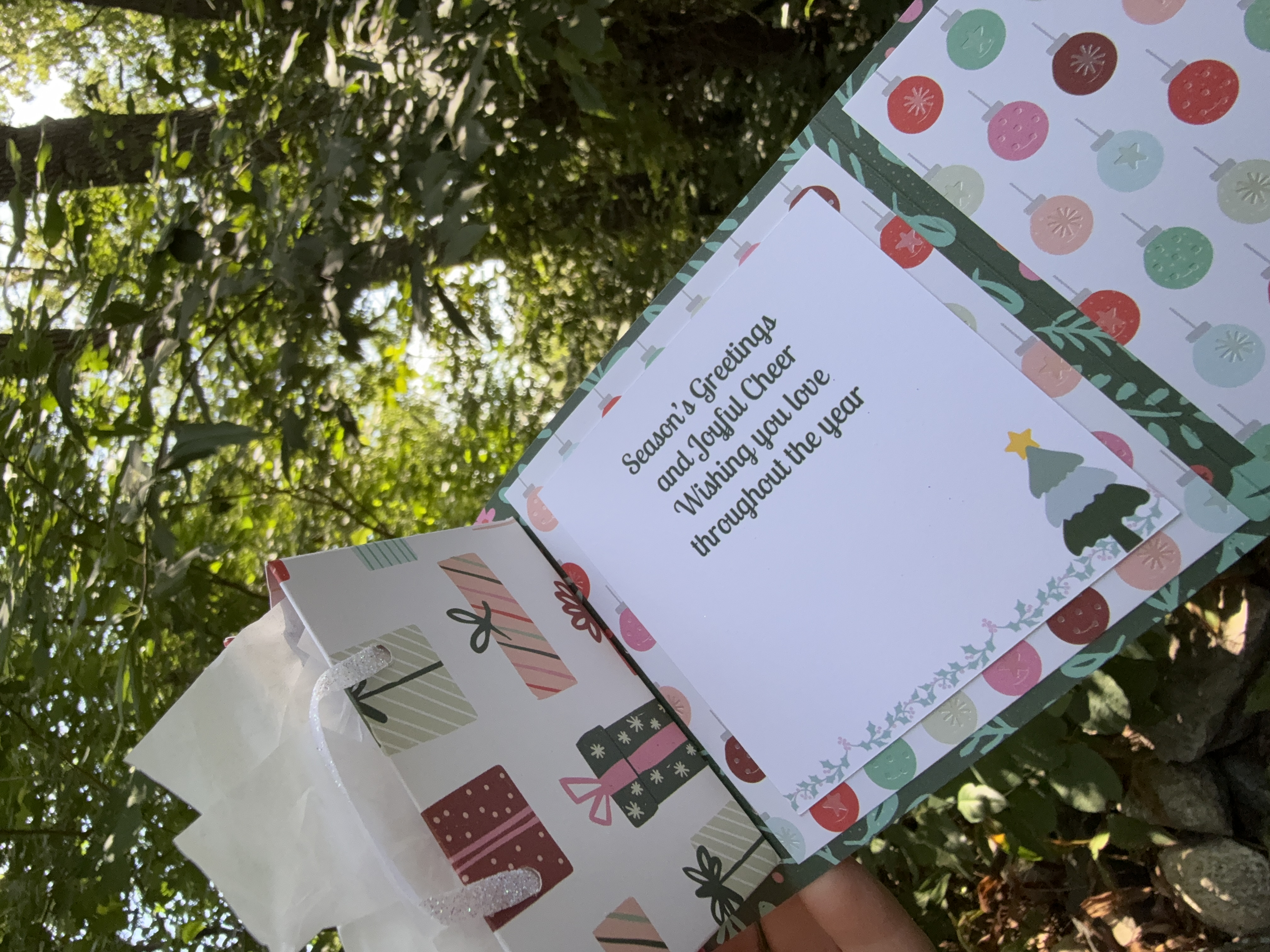 Handmade Season’s Greeting Christmas Tree Gift Card Holder with Pop-Up Gift Bag