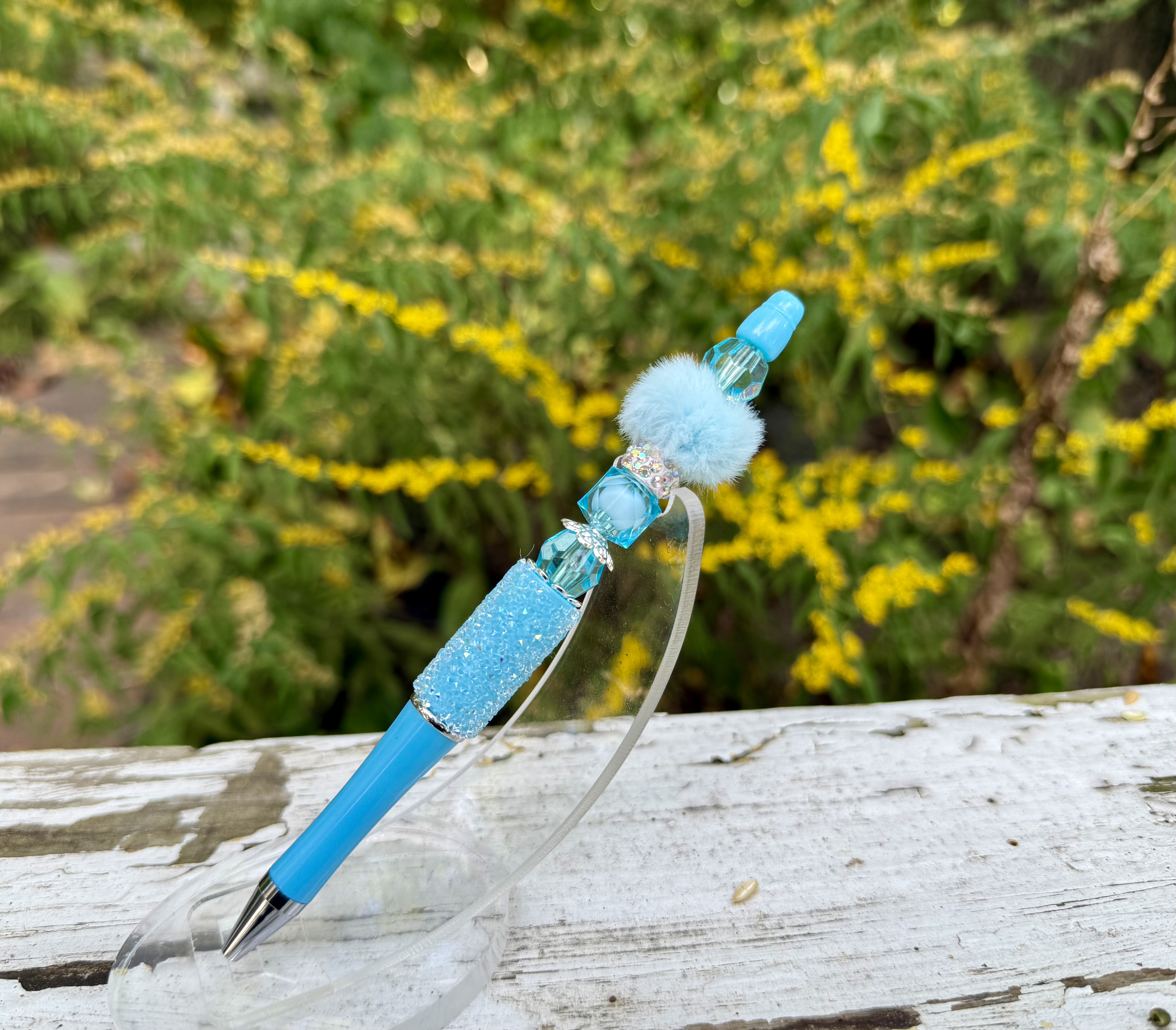 Winter Vibes Beaded Pen Set – Snowy, Candy Cane & Icy Winter