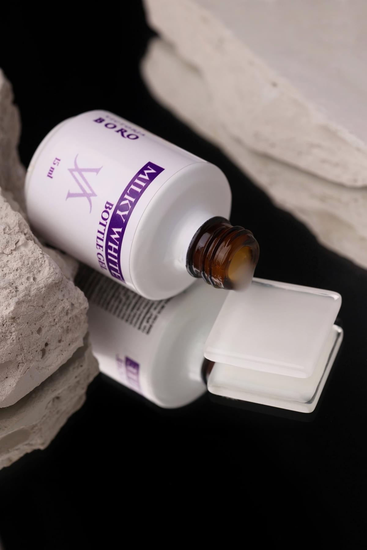 Victoria Boro Bottle Gel Milky White 15ml
