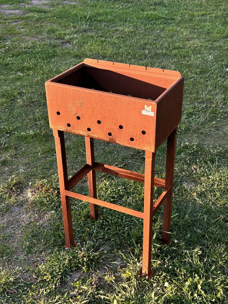 Corten klasikinė šašlykinė M