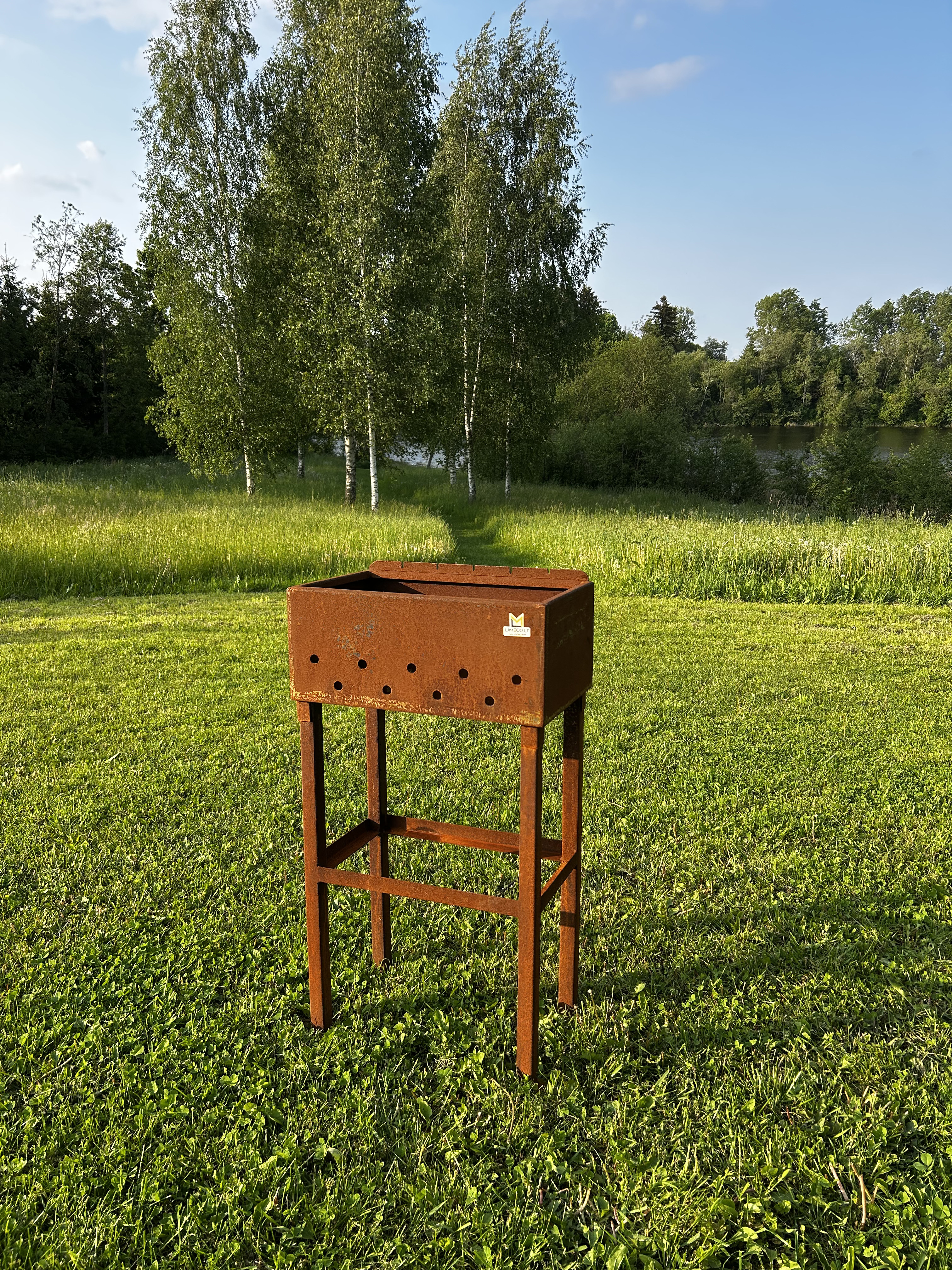 Corten klasikinė šašlykinė M