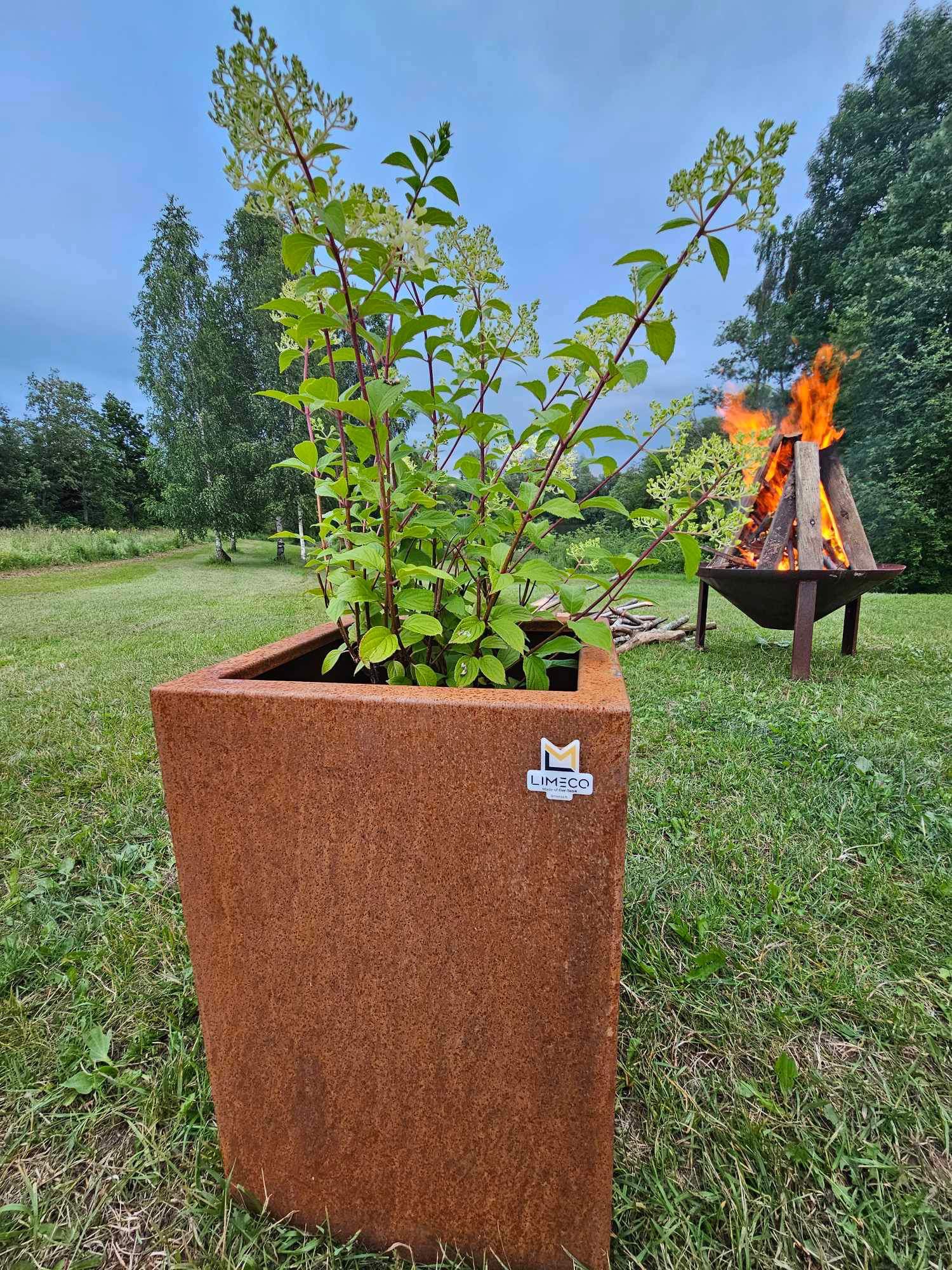 Corten vazonas stačiakampis vertikalus 500x500x800mm