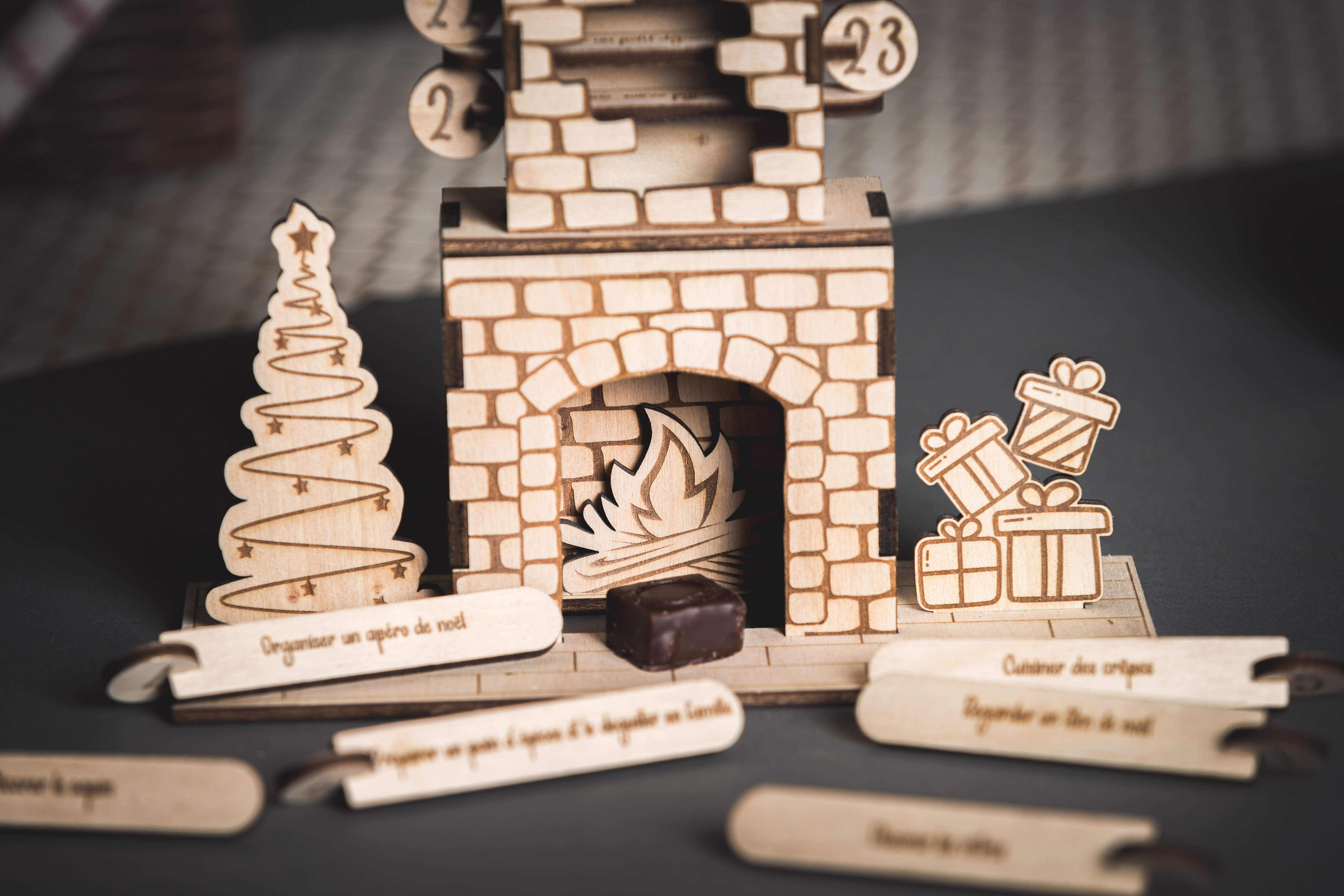 Calendrier de l'avent cheminée magique