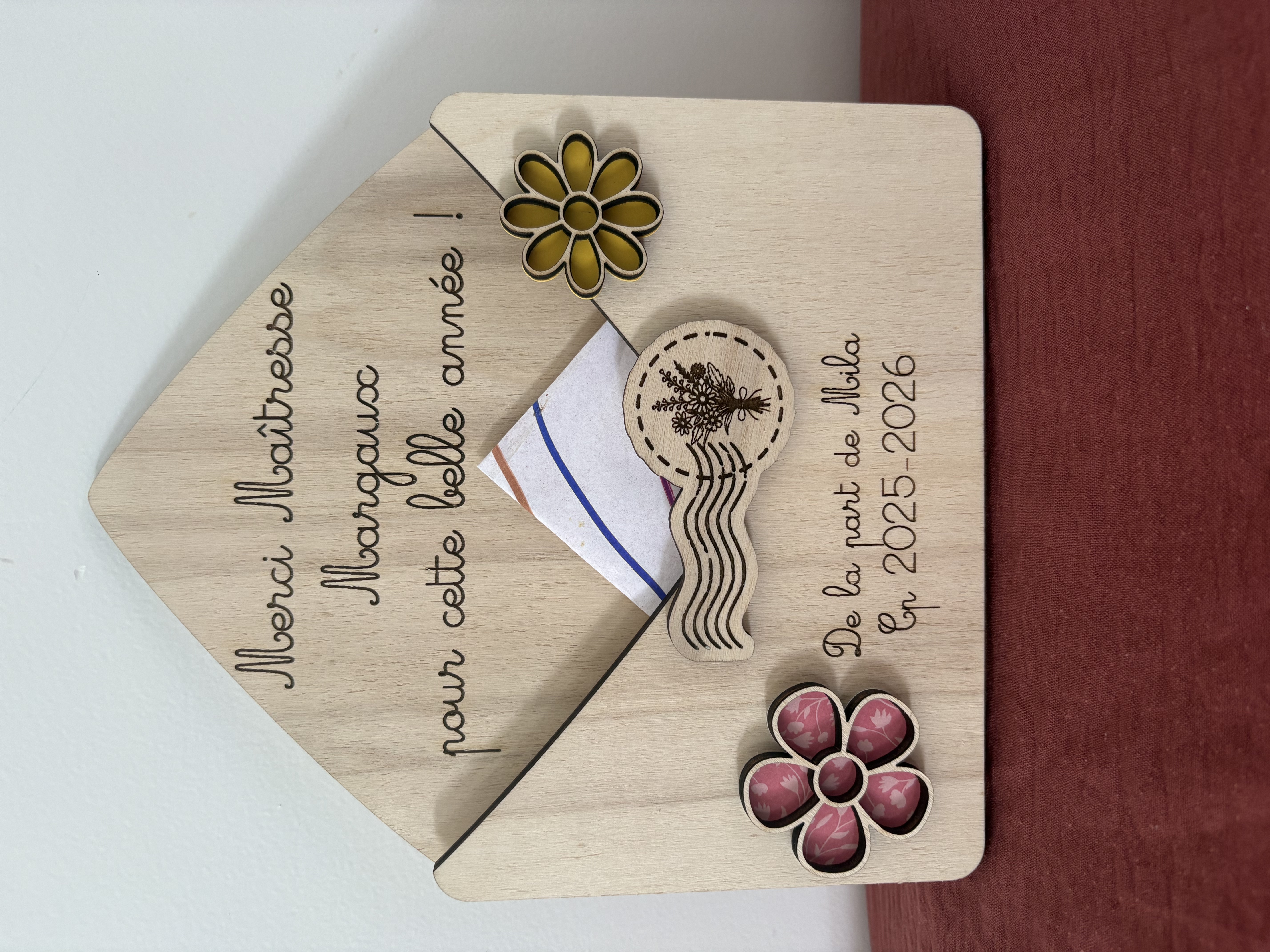 Enveloppe en bois
