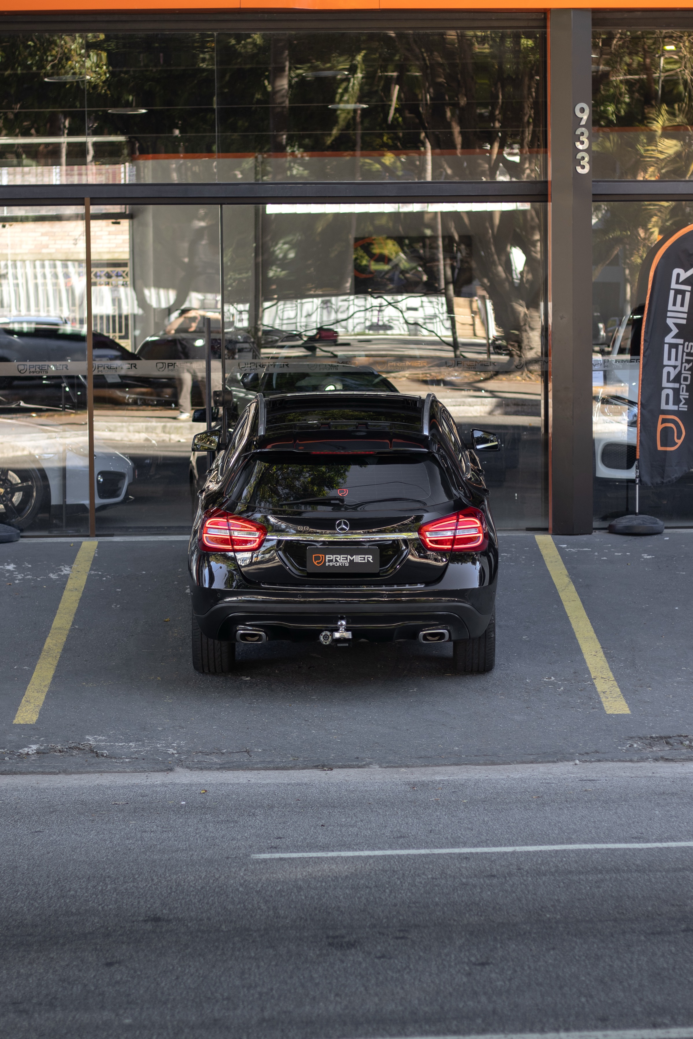 MERCEDES-BENZ GLA 200 VISION BLACK EDITION  2015