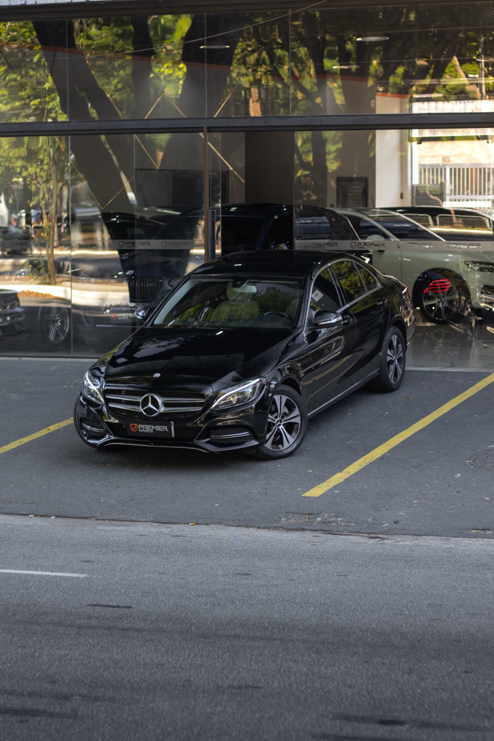 MERCEDES-BENZ C 180 2015