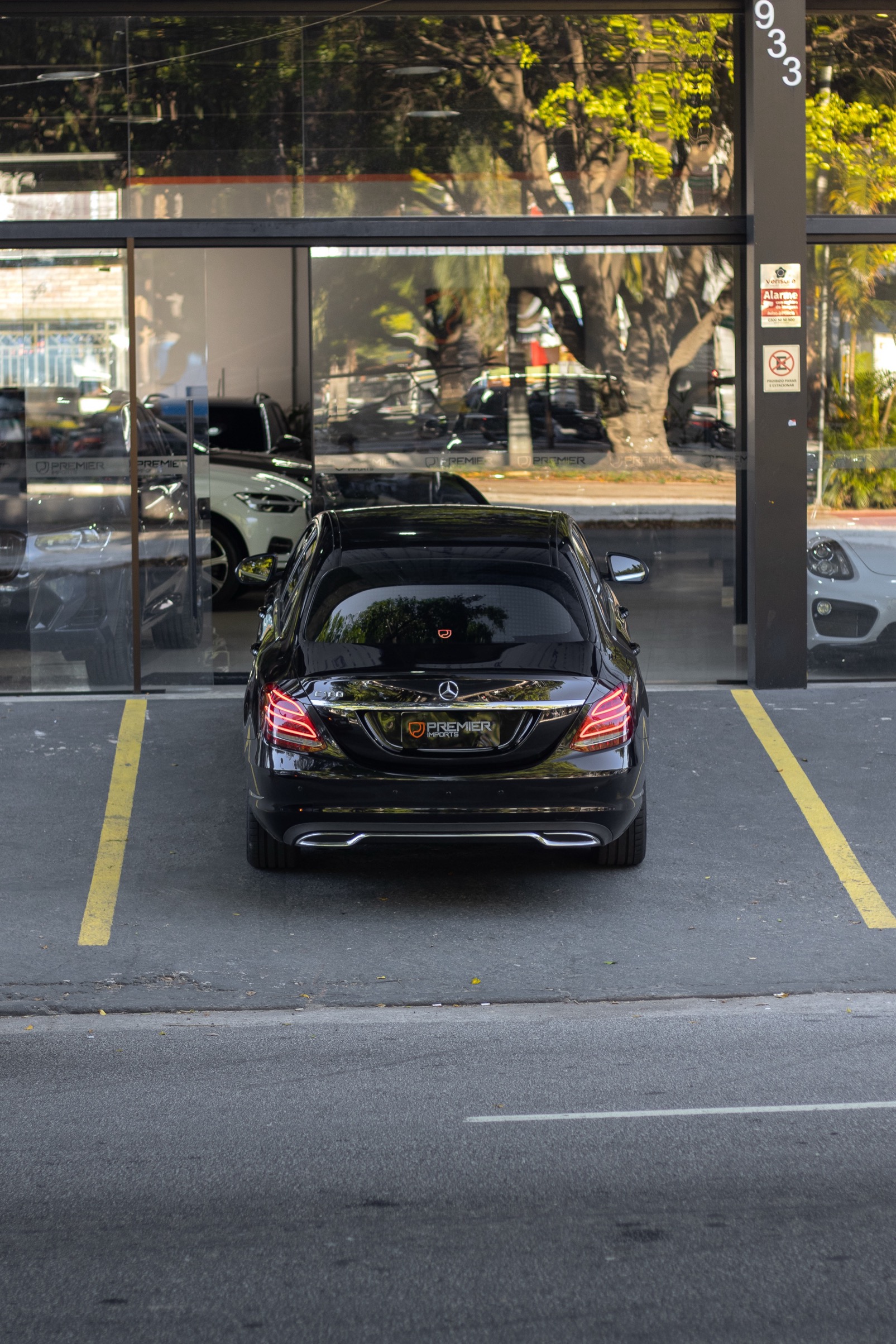 MERCEDES-BENZ C 180 2015