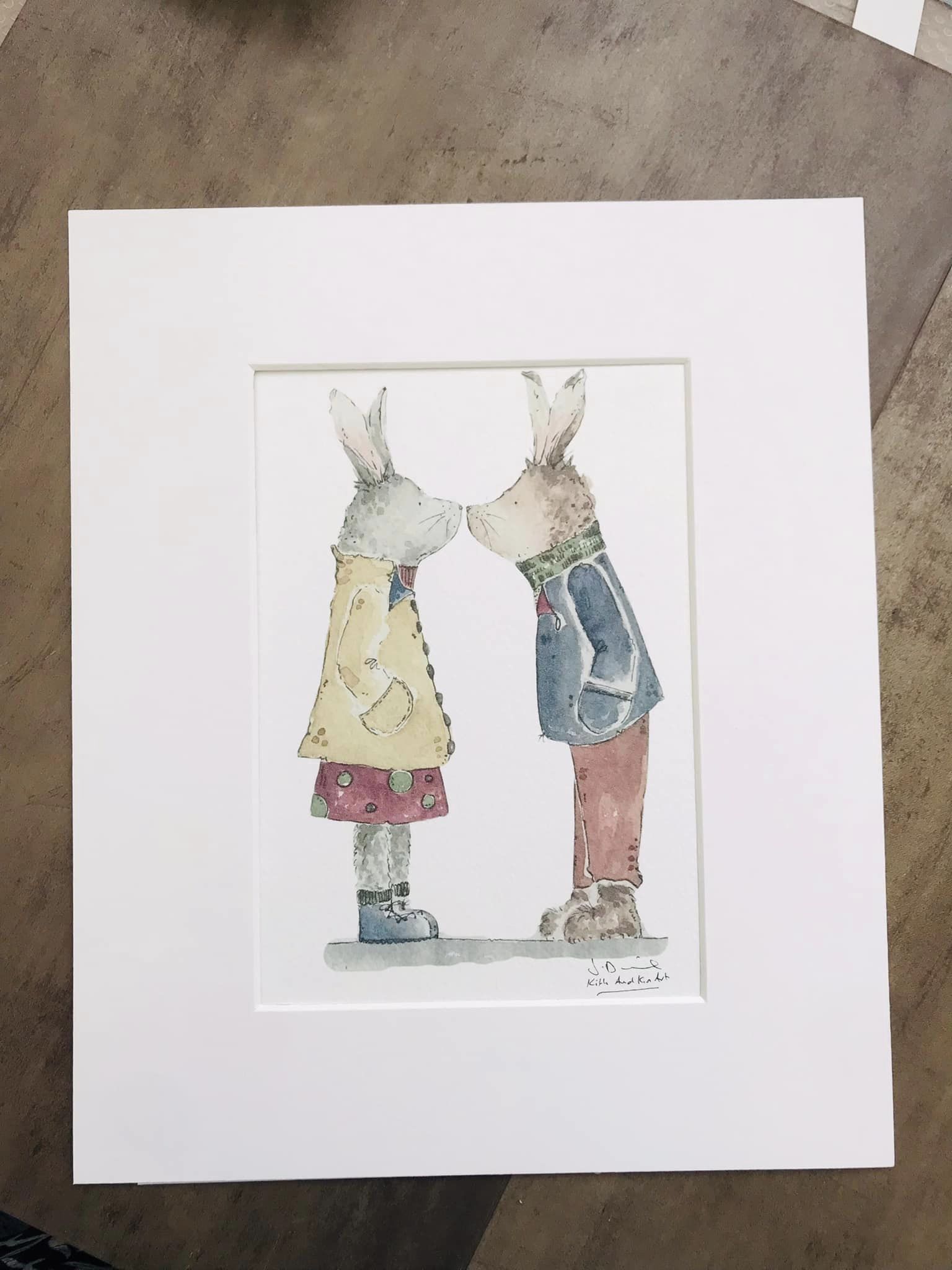 'Kiss Me Quick' print.