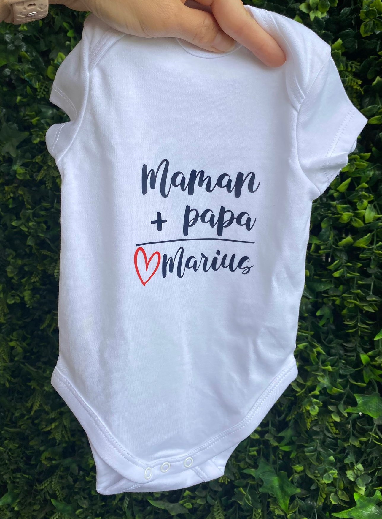 Le Baby mesures (contient 1 body personnalisé)