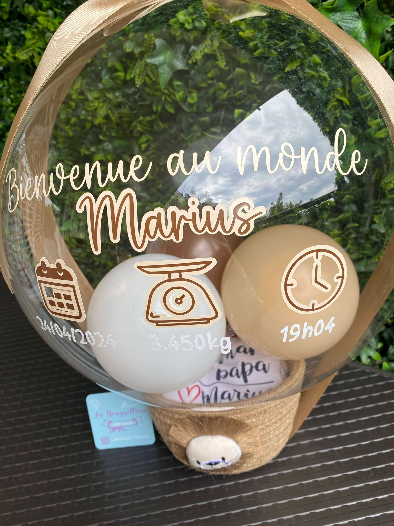 Le Baby mesures (contient 1 body personnalisé)