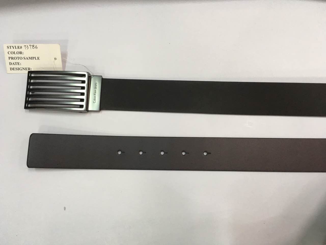 Men's Genuine Leather Casual Belt with Custom High Quality Buckle