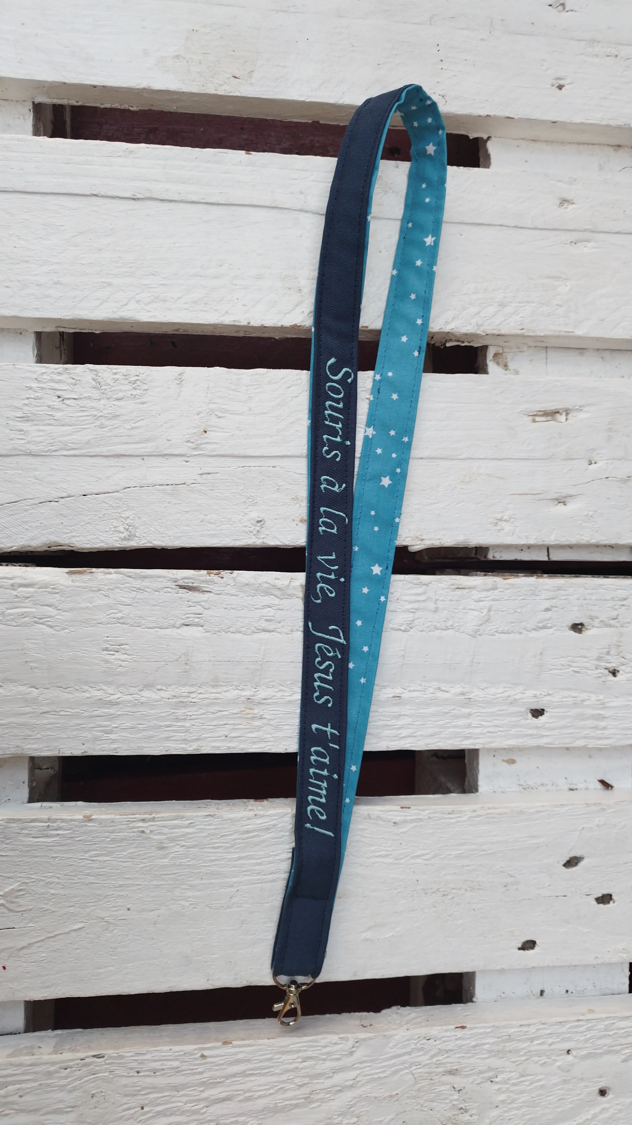 Porte clef "fait main"  brodé 