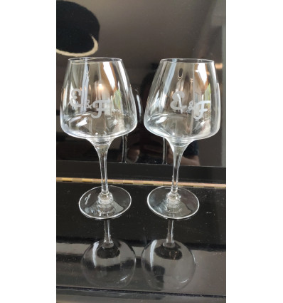 Verre à vin gravé 