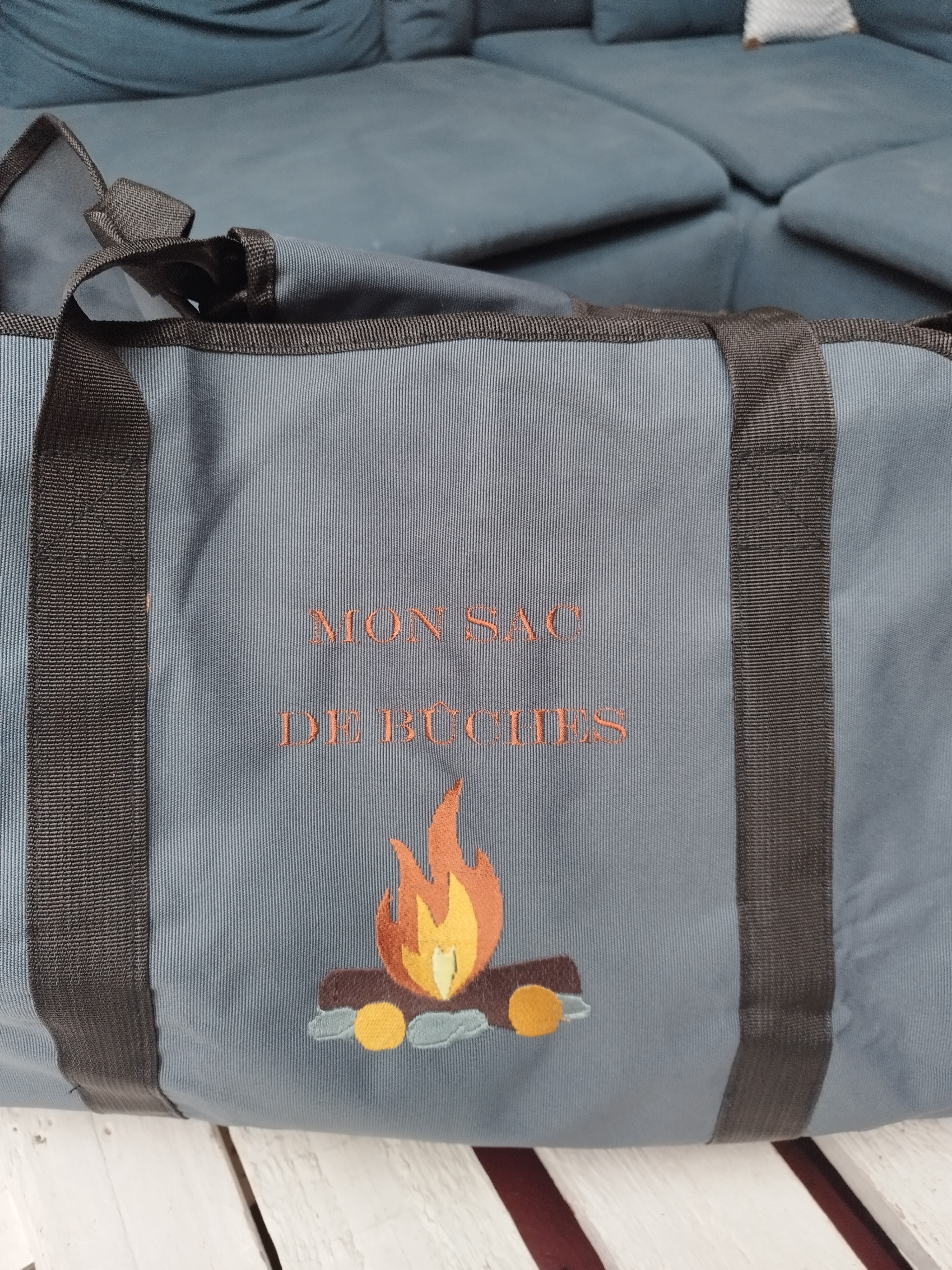 Grand sac épais pour transporter les bûches (24cm/61cm)