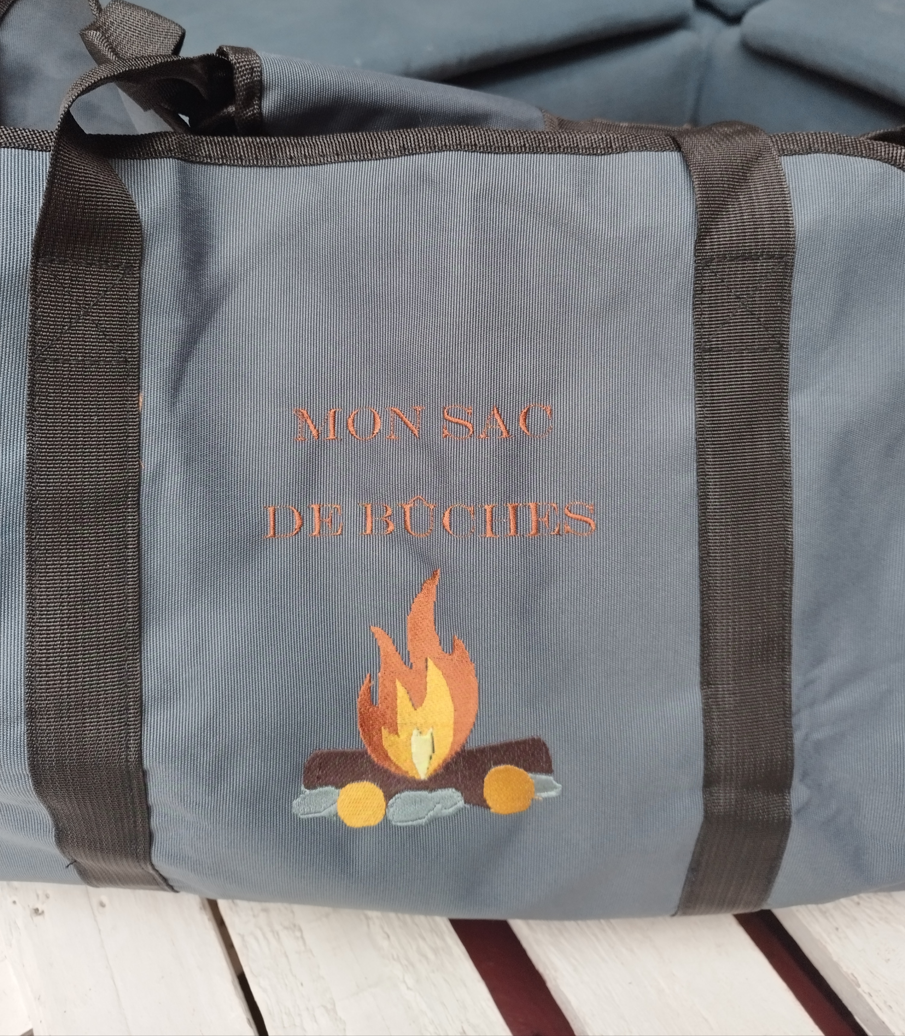 Grand sac épais pour transporter les bûches (24cm/61cm)