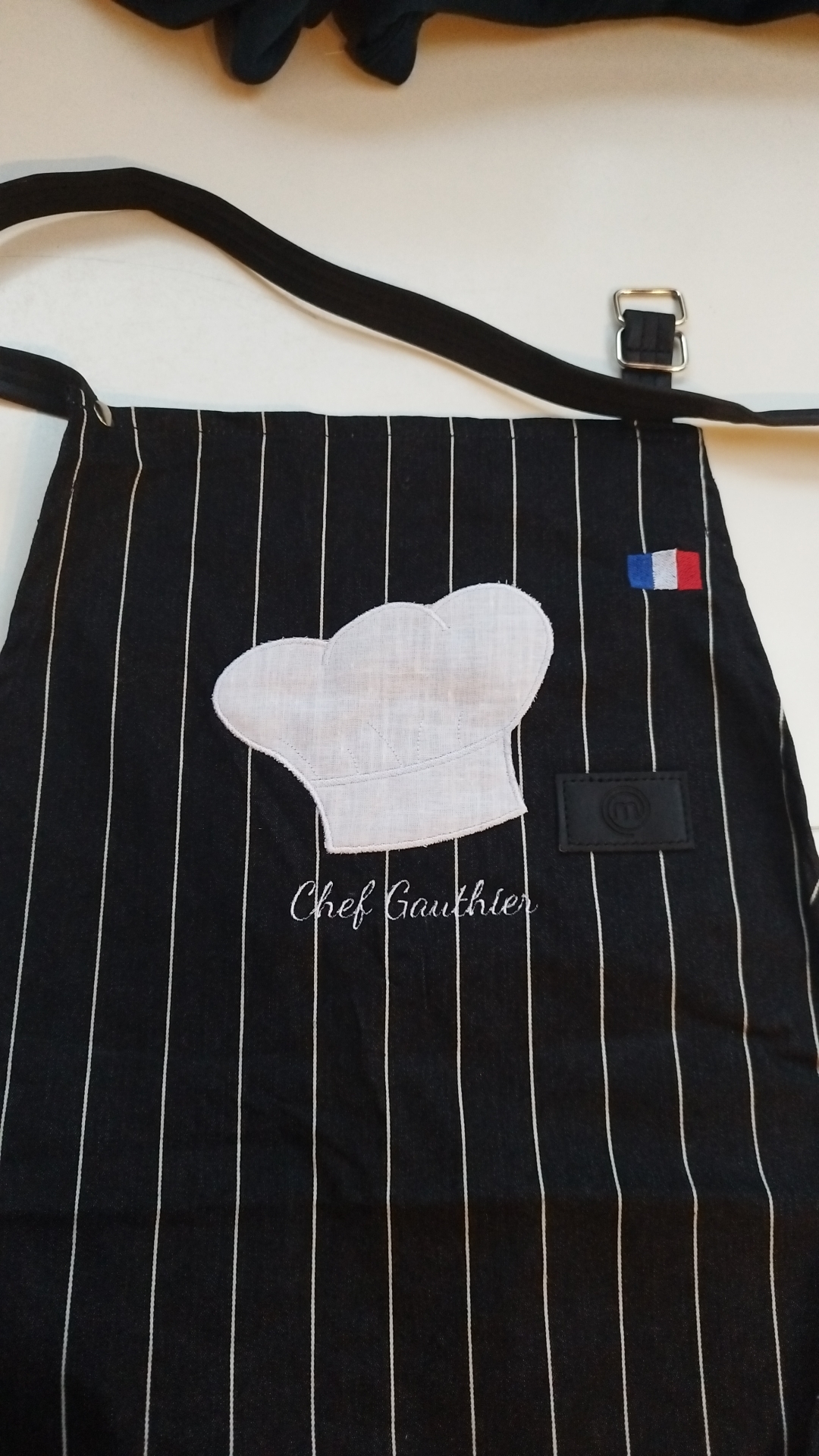 Tablier brodé et personnalisé ( enfant et adulte)