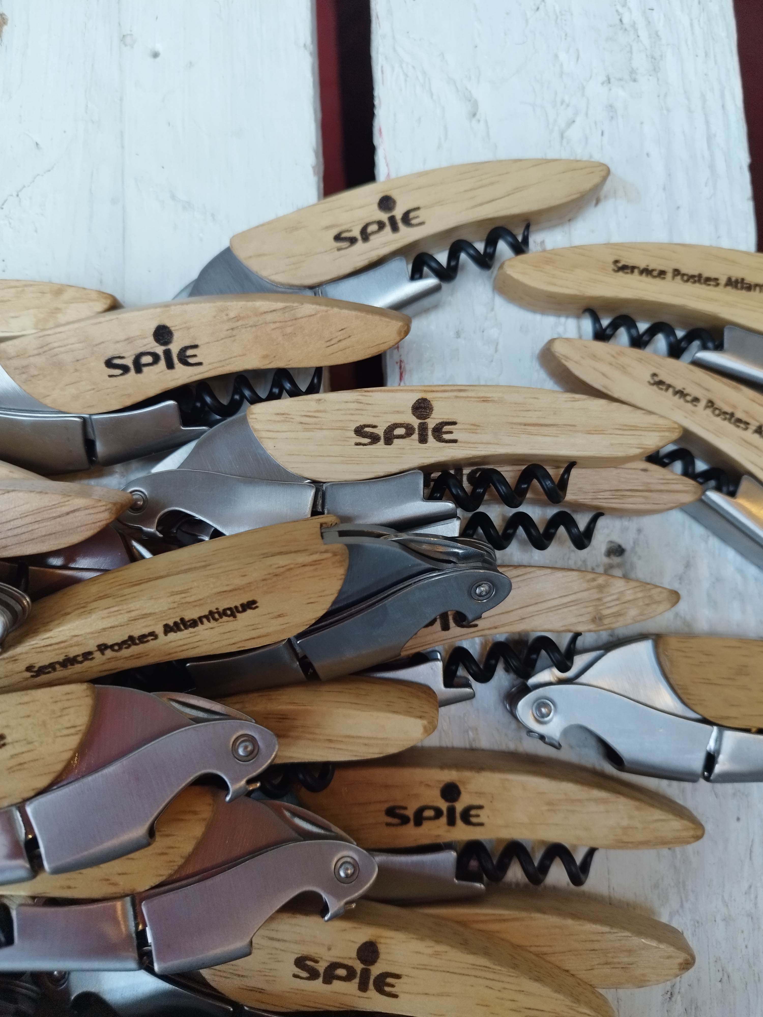 Gravure sur support fourni 