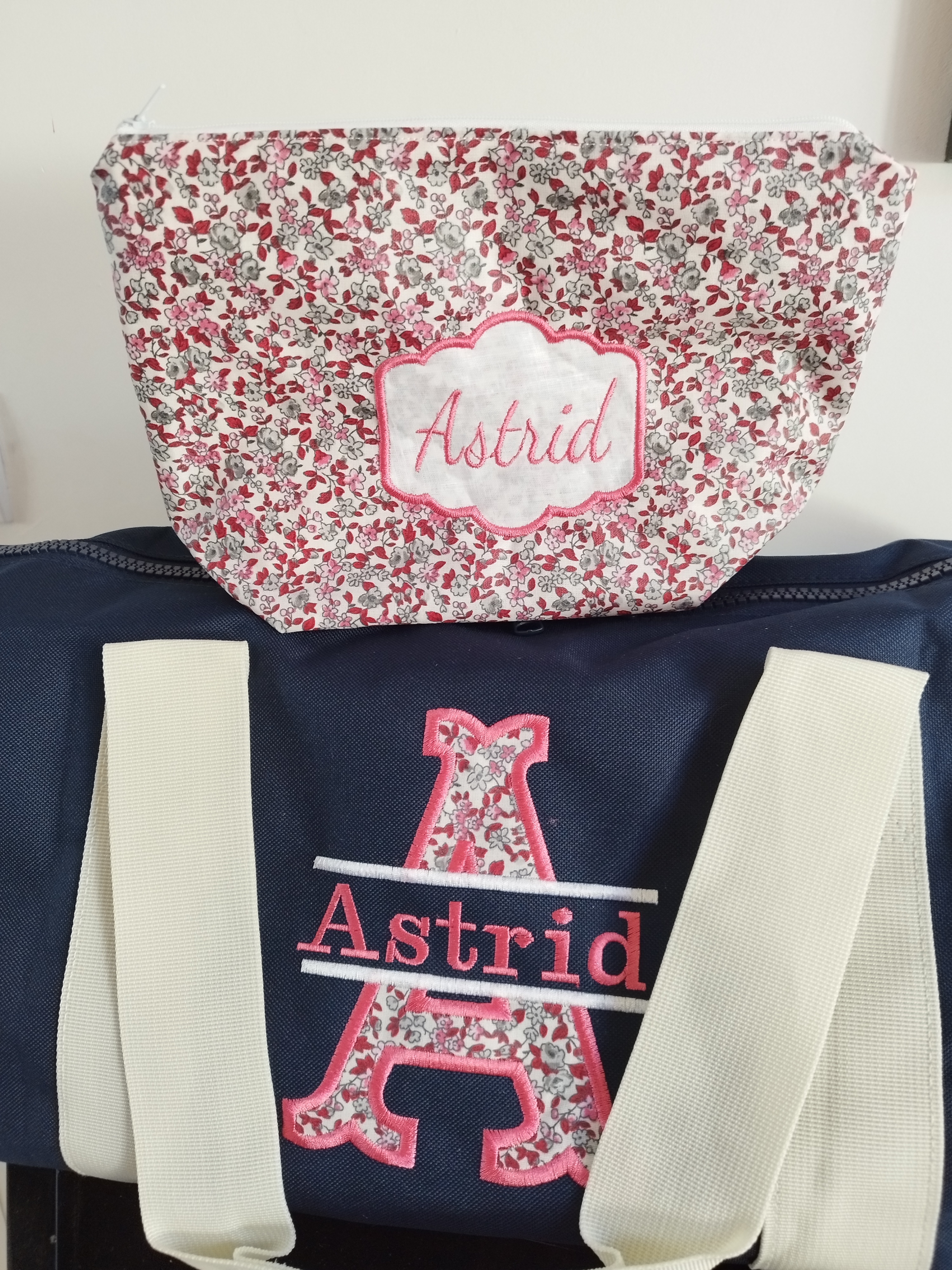 Kit naissance : grand sac polochon 20L et sa pochette assortie