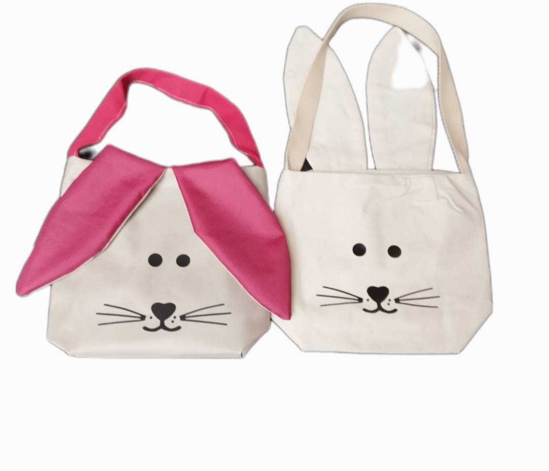 Sac de Pâques fait main et personnalisés avec un prénom 