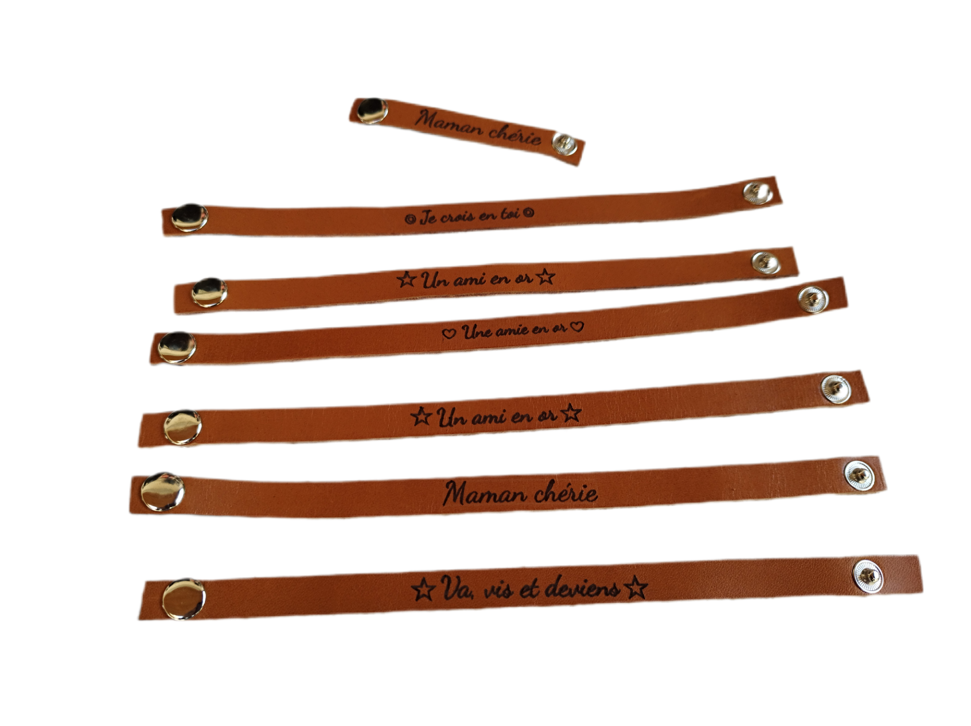 Bracelet en cuir gravé 